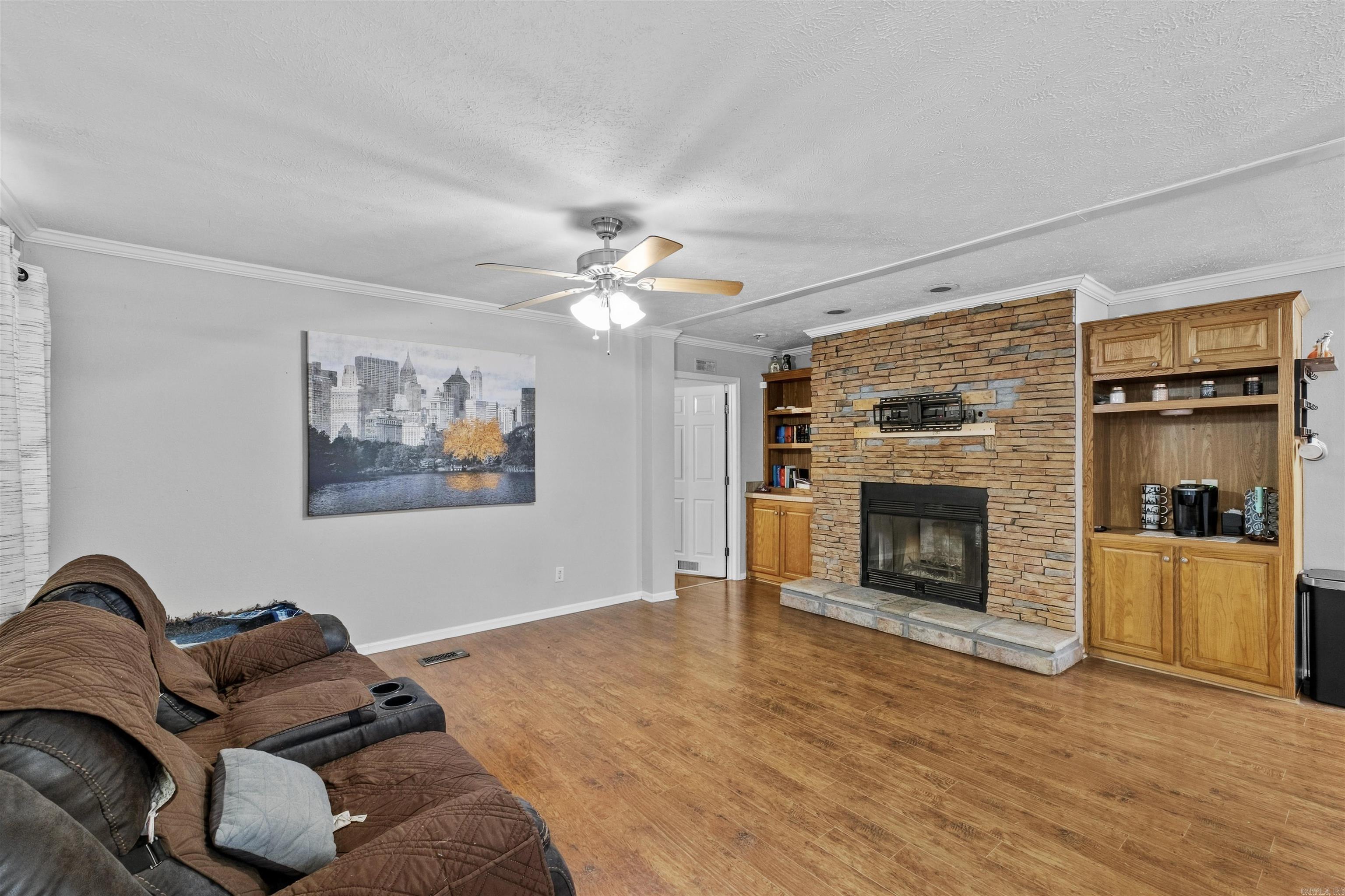 14418 Pikewood Drive Property Photo 8