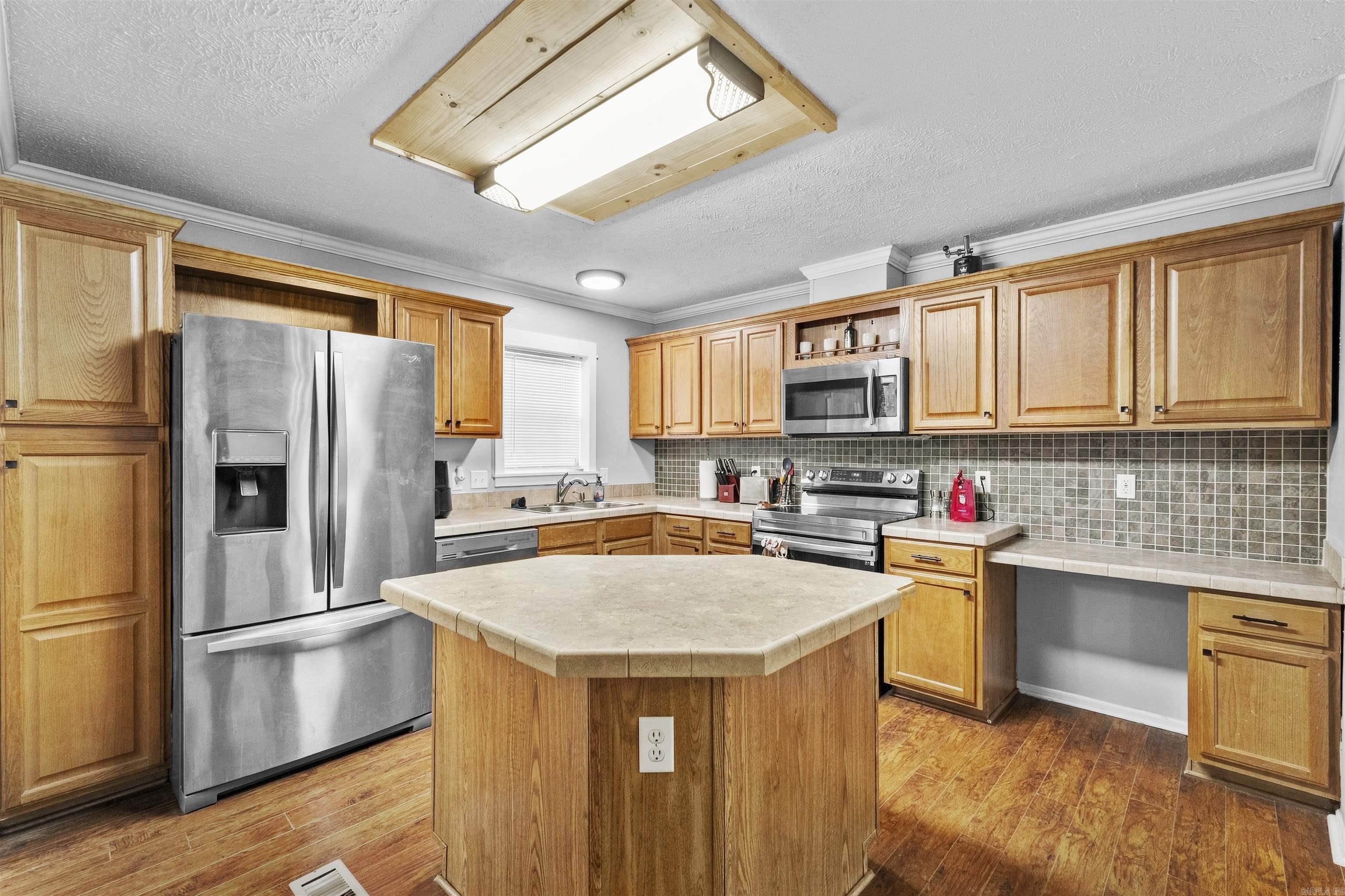 14418 Pikewood Drive Property Photo 13
