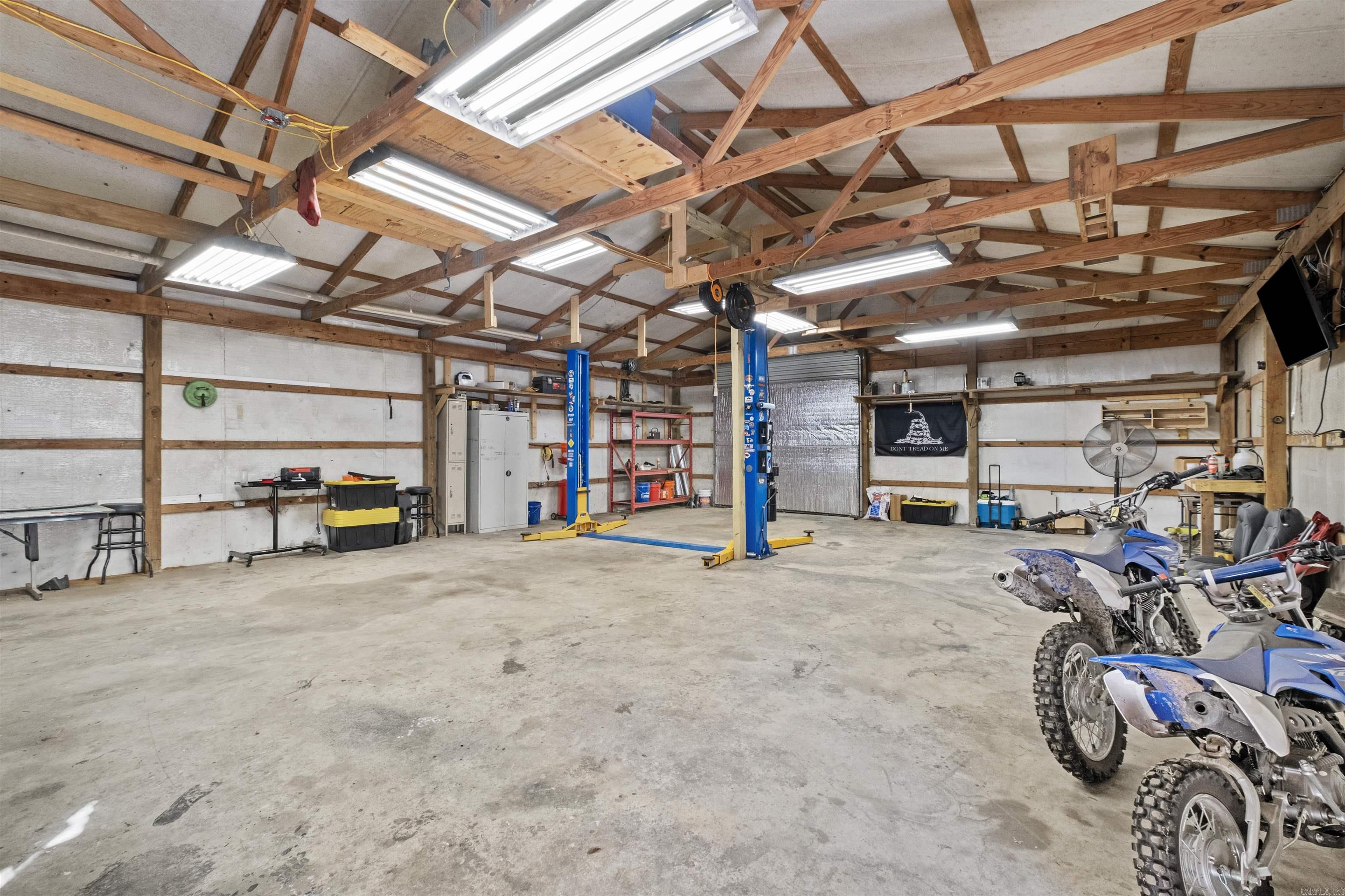 14418 Pikewood Drive Property Photo 42