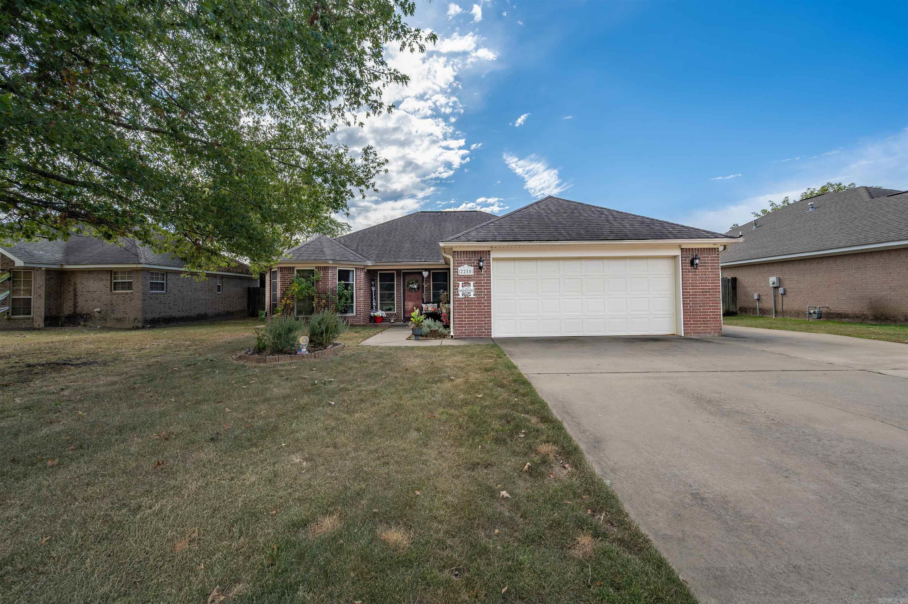 2255 Landover Trail Property Photo 1