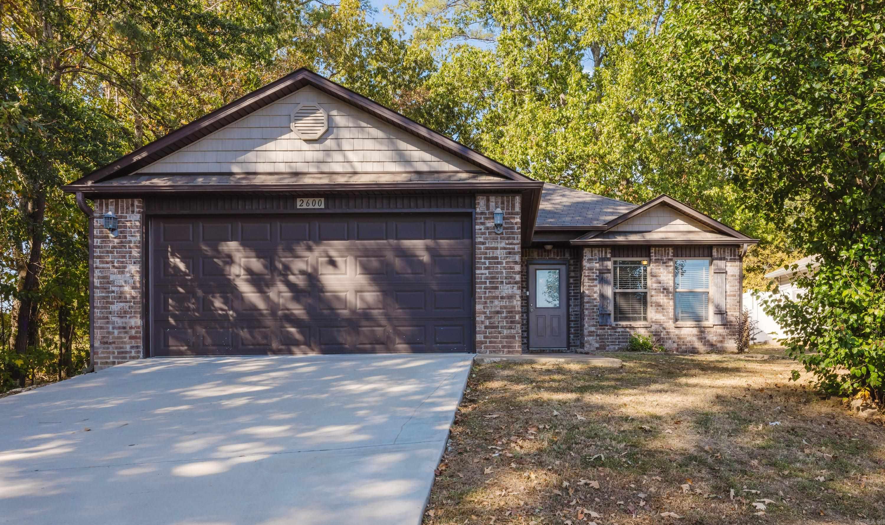 2600 Chapel Creek Dr. Property Photo 1