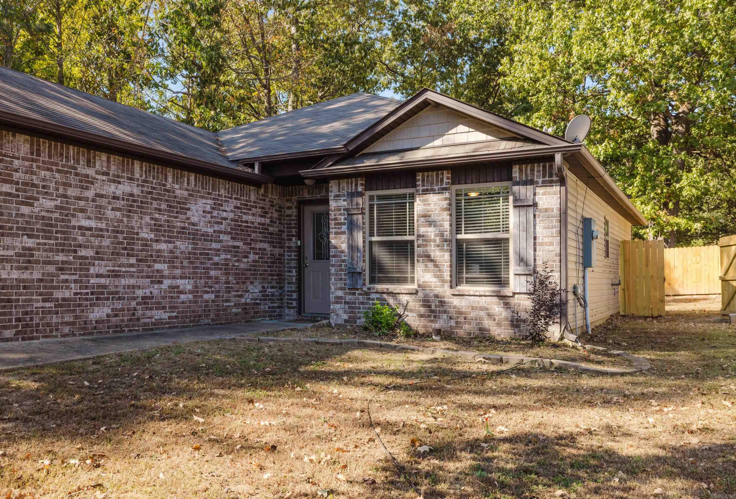 2600 Chapel Creek Dr. Property Photo 3