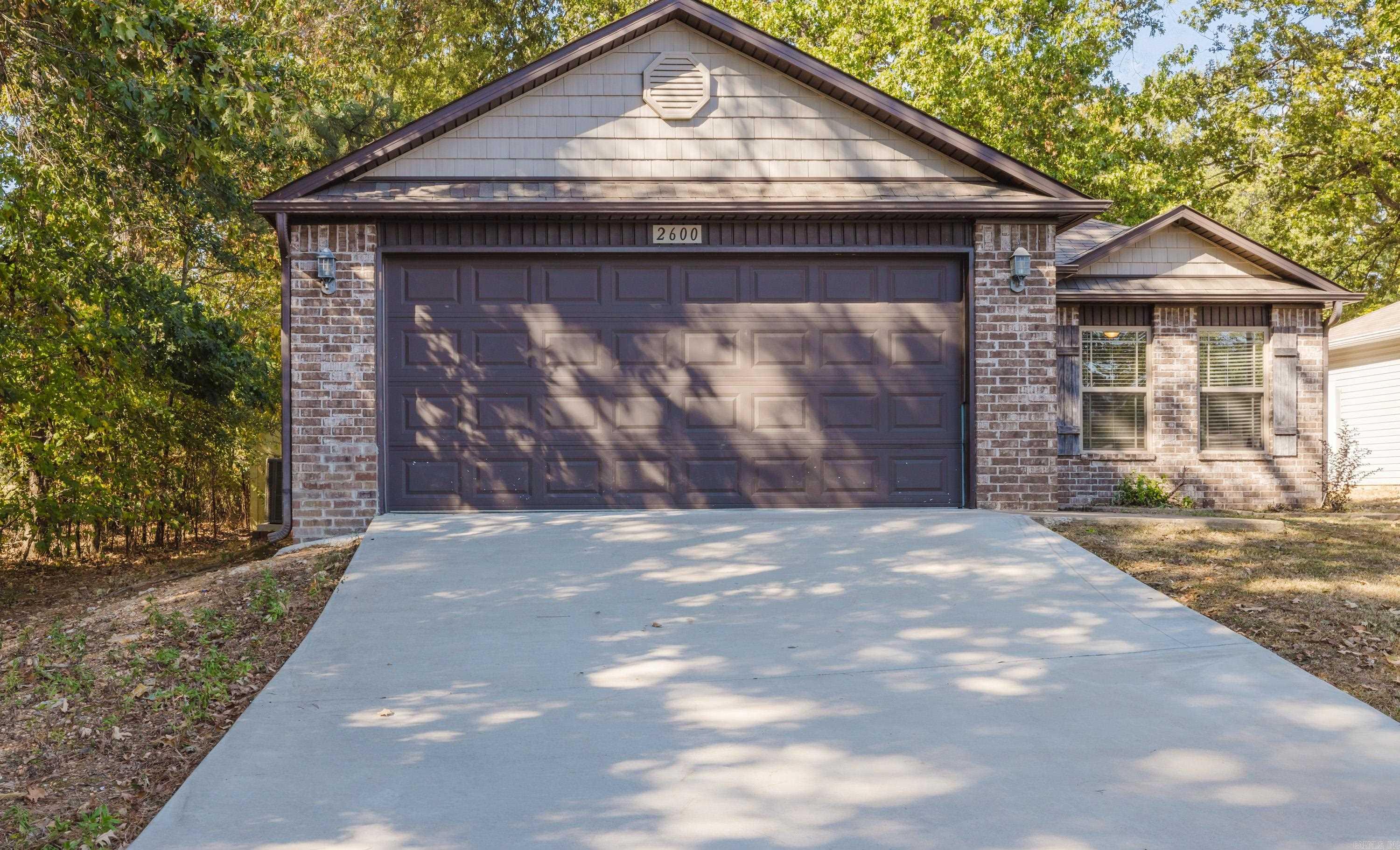 2600 Chapel Creek Dr. Property Photo 5