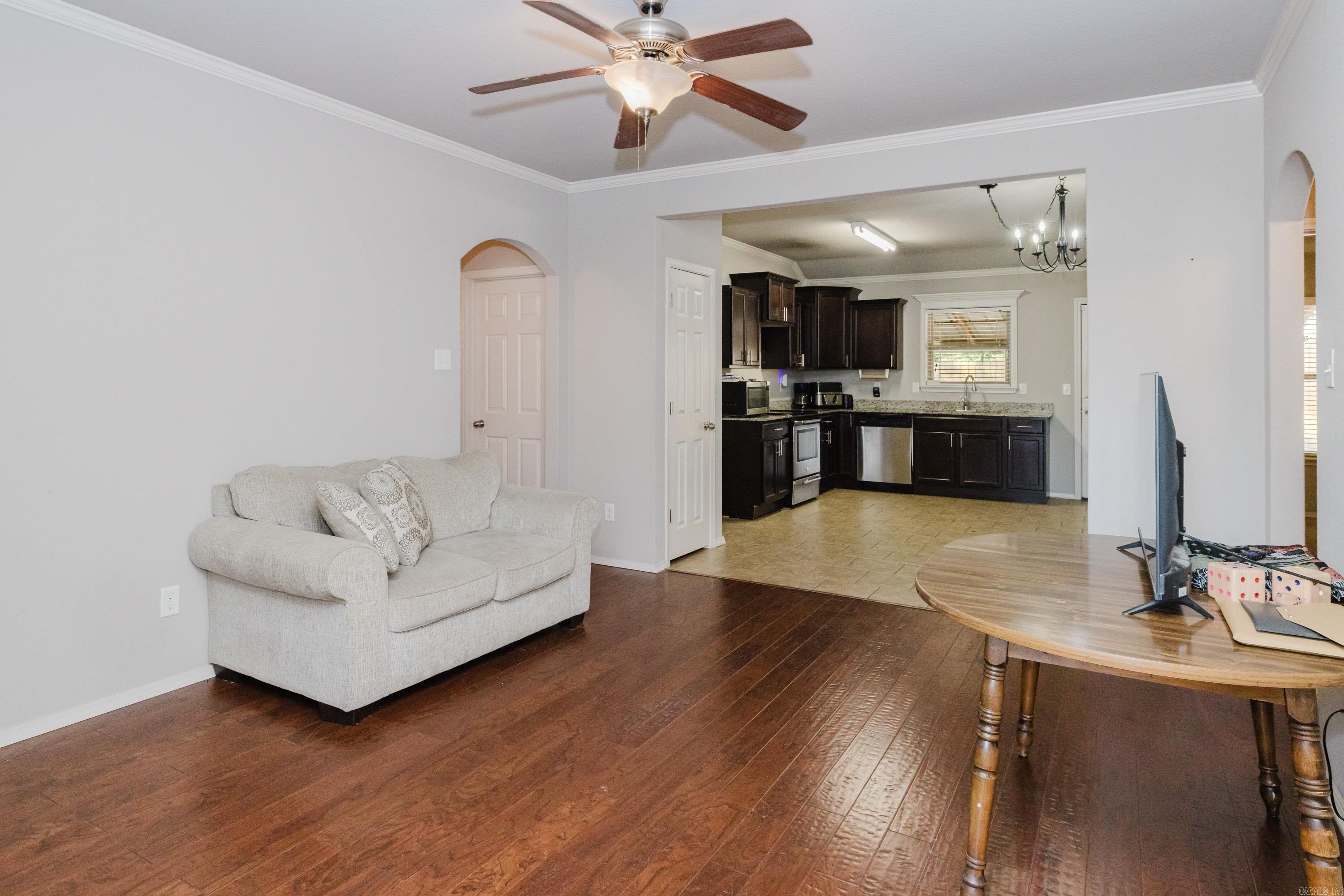 2600 Chapel Creek Dr. Property Photo 9