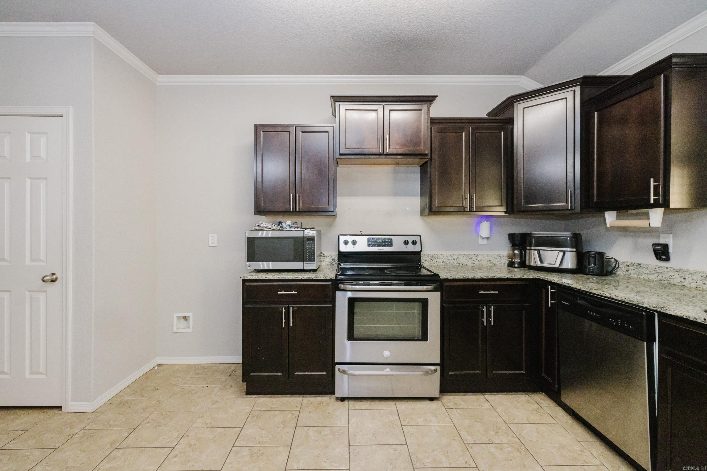 2600 Chapel Creek Dr. Property Photo 17