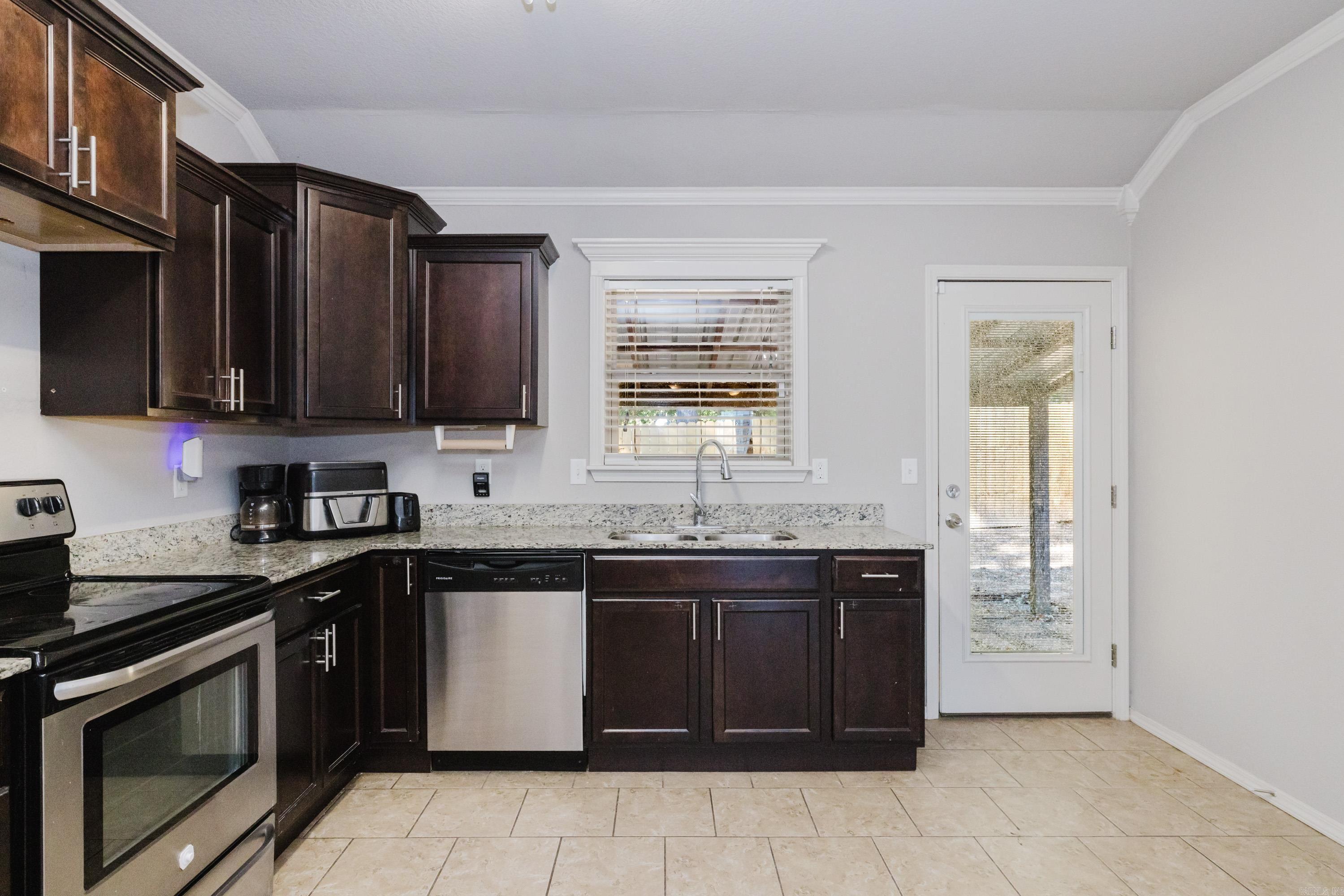 2600 Chapel Creek Dr. Property Photo 18