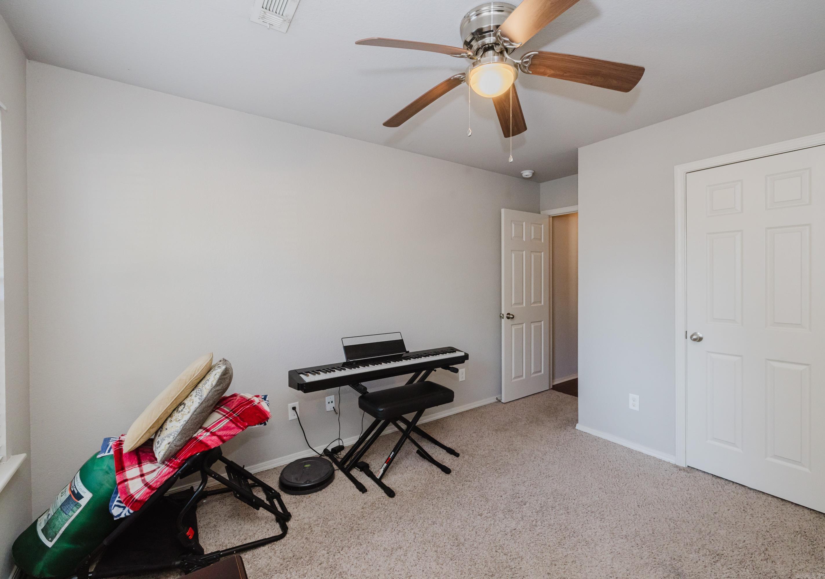 2600 Chapel Creek Dr. Property Photo 28