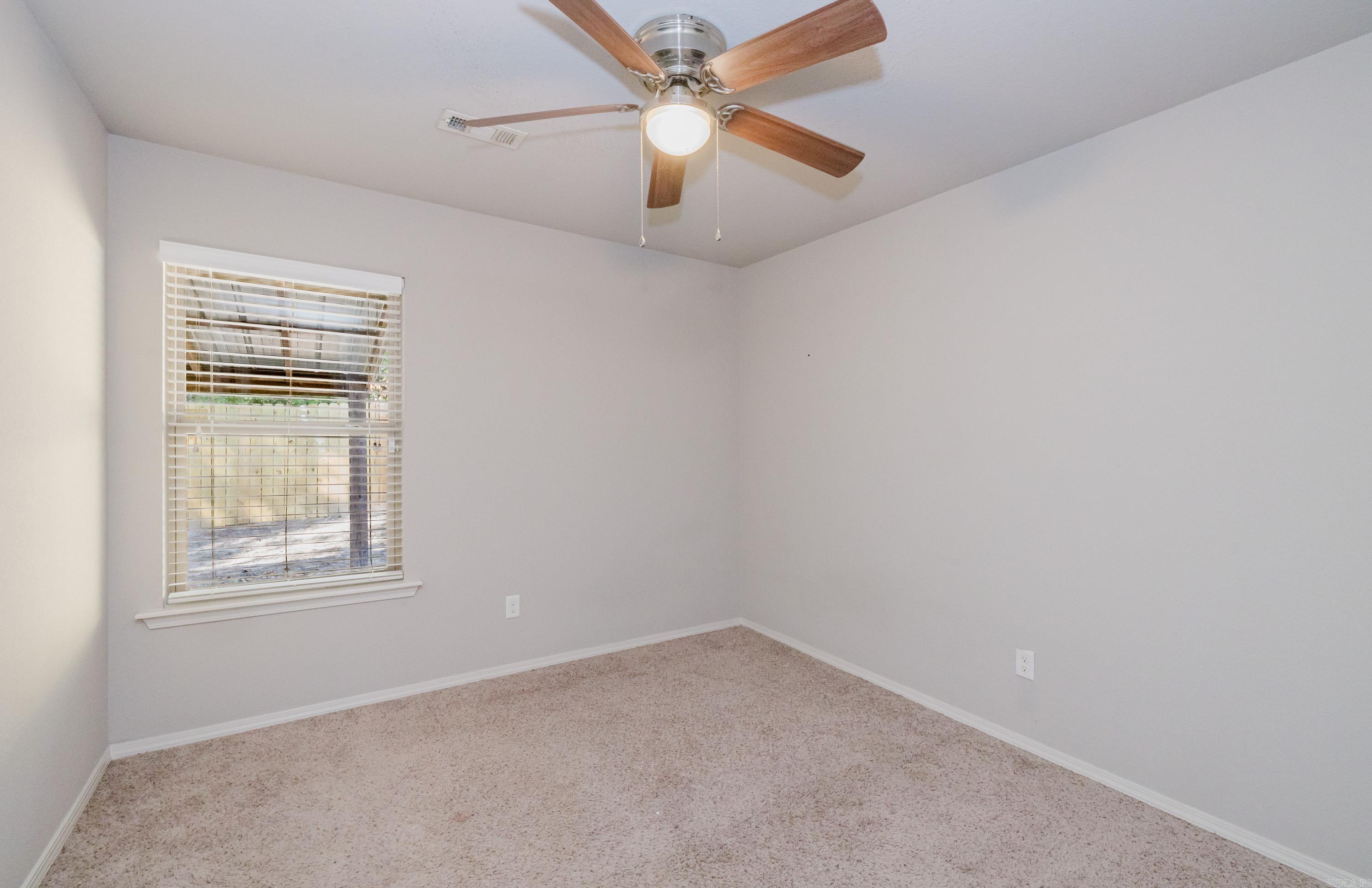 2600 Chapel Creek Dr. Property Photo 30