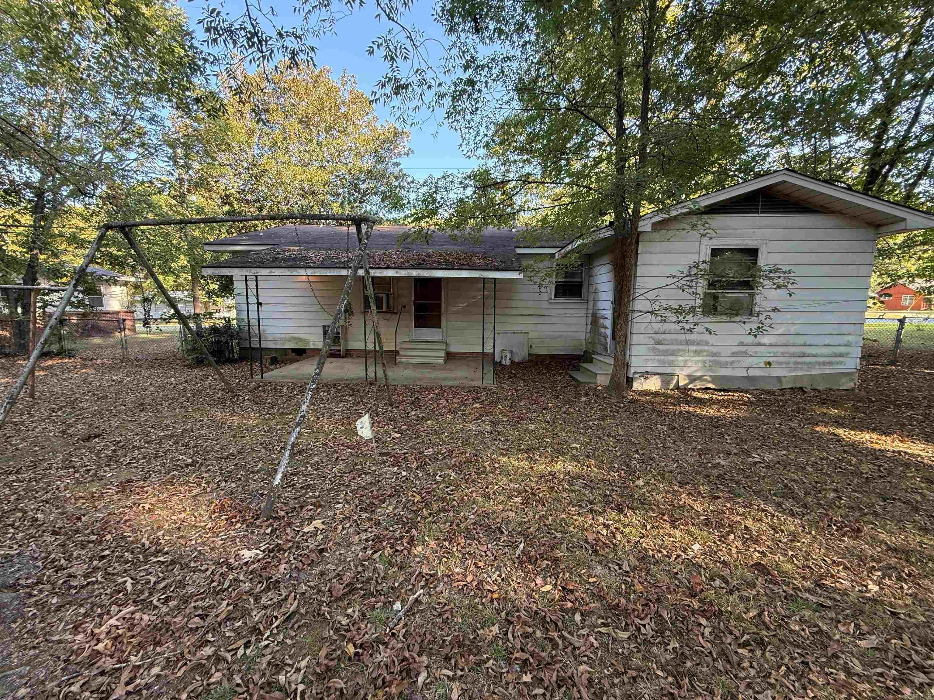 605 W 13th Avenue Property Photo 3