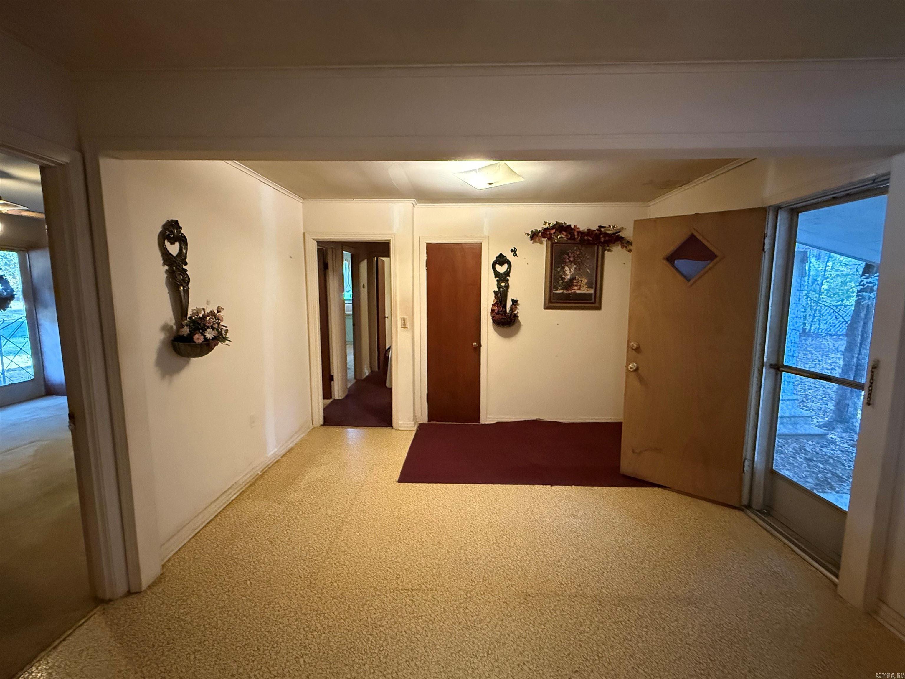 605 W 13th Avenue Property Photo 4
