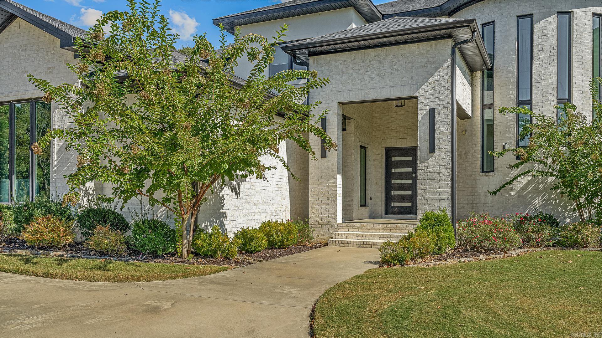 3403 Lacoste Drive Property Photo 4