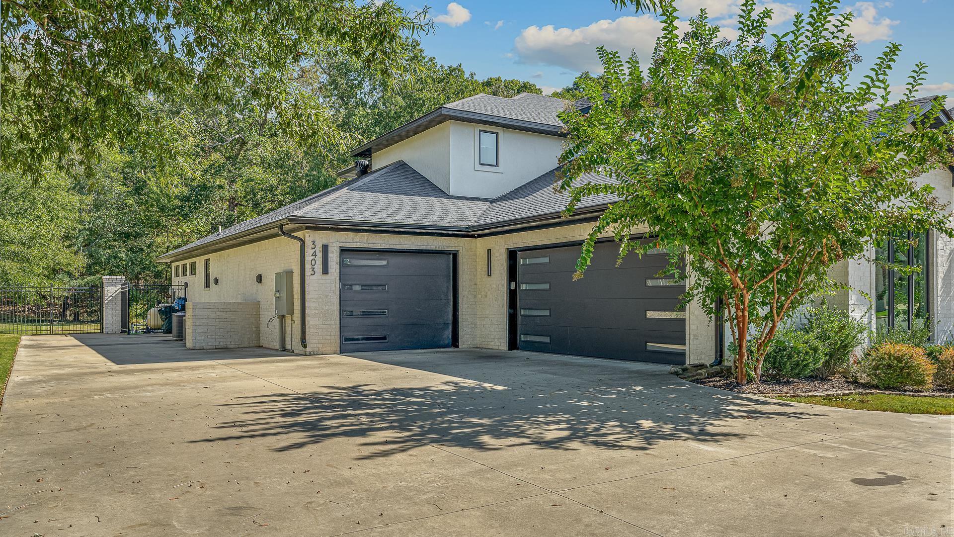 3403 Lacoste Drive Property Photo 6