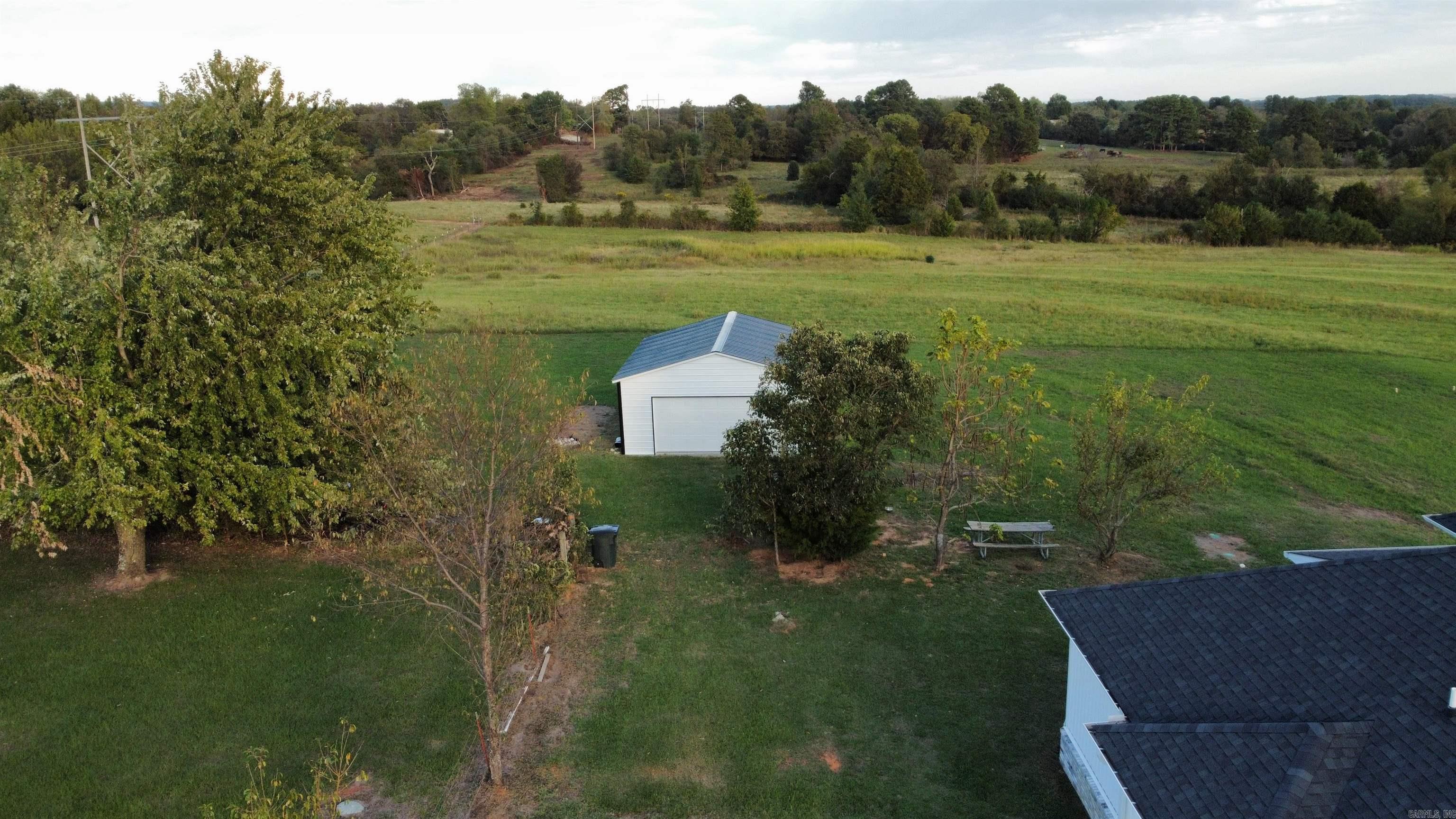 392 County Road 3333 Property Photo 39