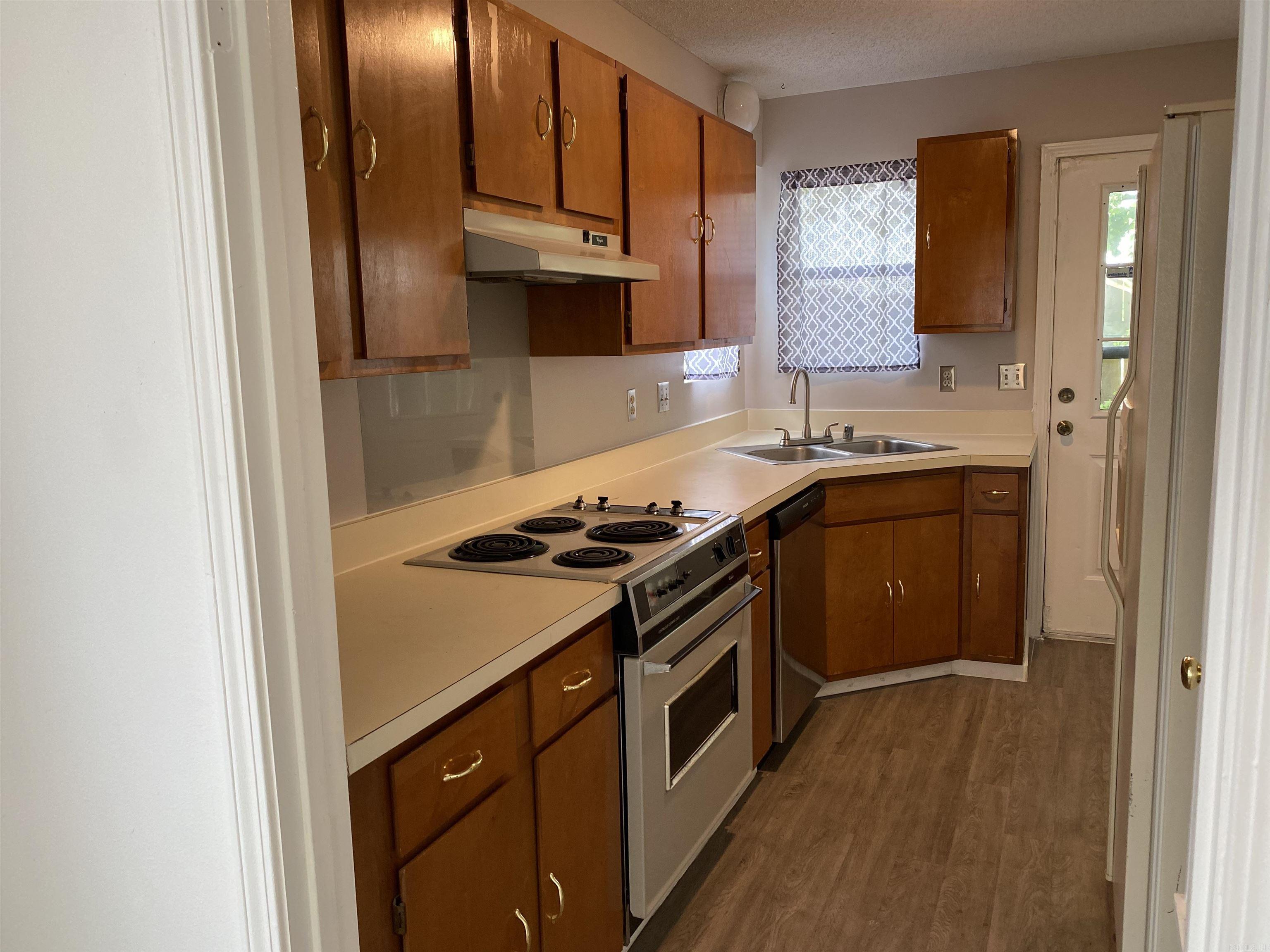 1 Shelby Drive 401 Property Photo 8