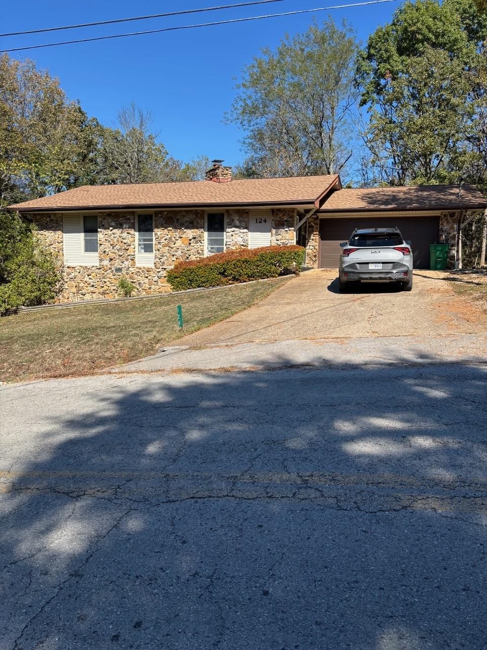 124 Cherokee Road Property Photo 1