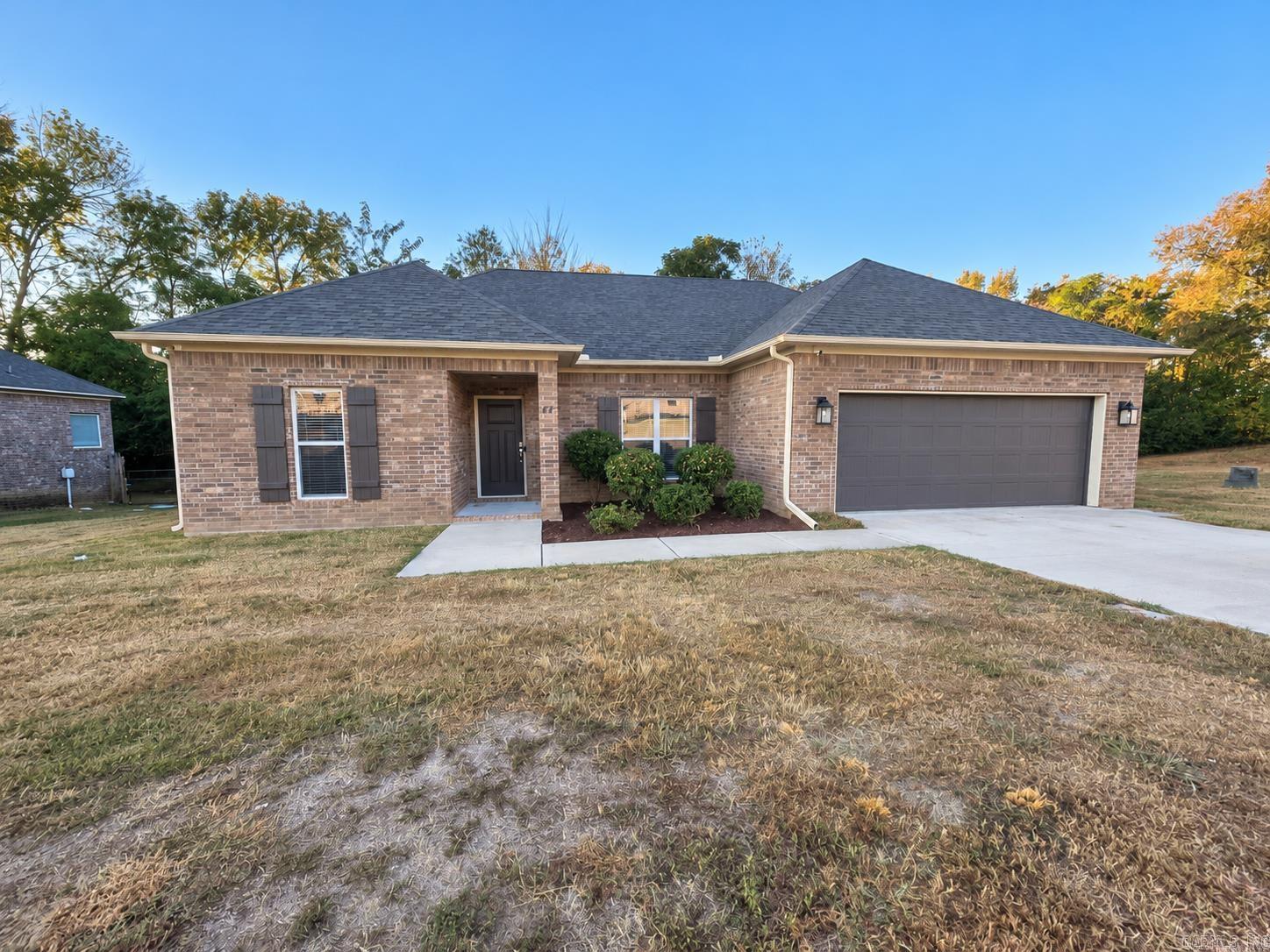 41 Indian Springs Drive Property Photo 1