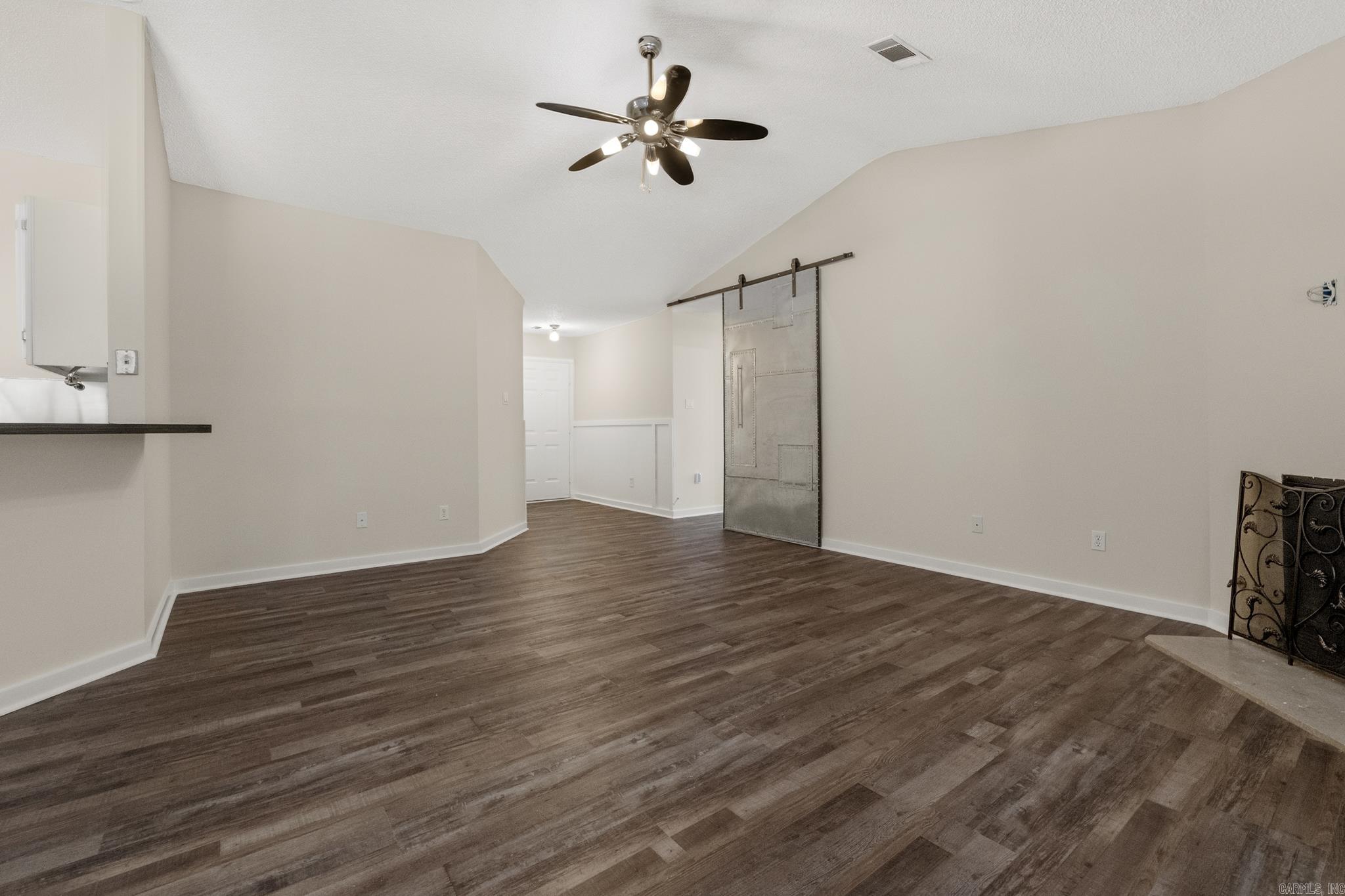 4 Mesquite Cove Property Photo 5