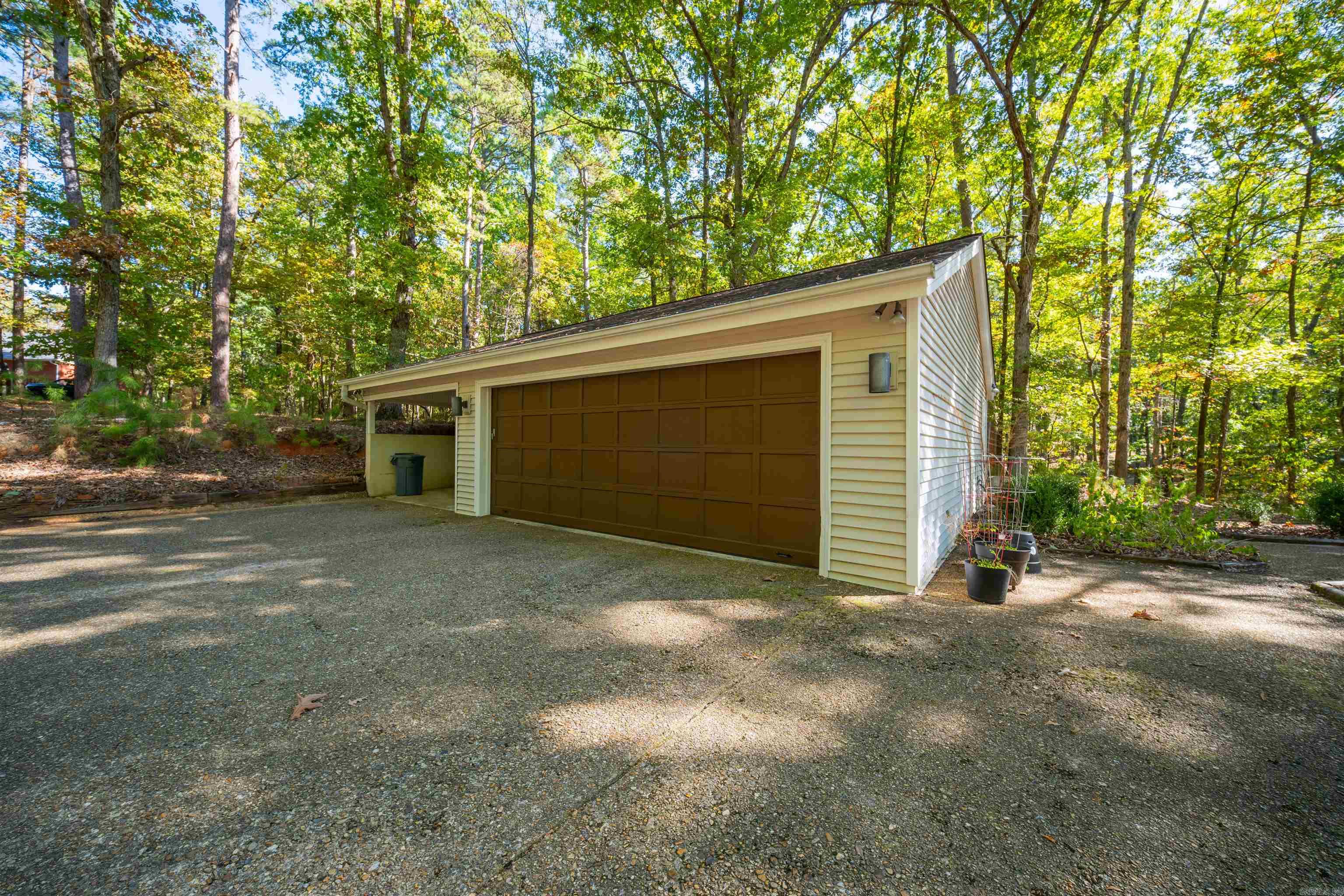 1340 Rocky Cliff Road Property Photo 3