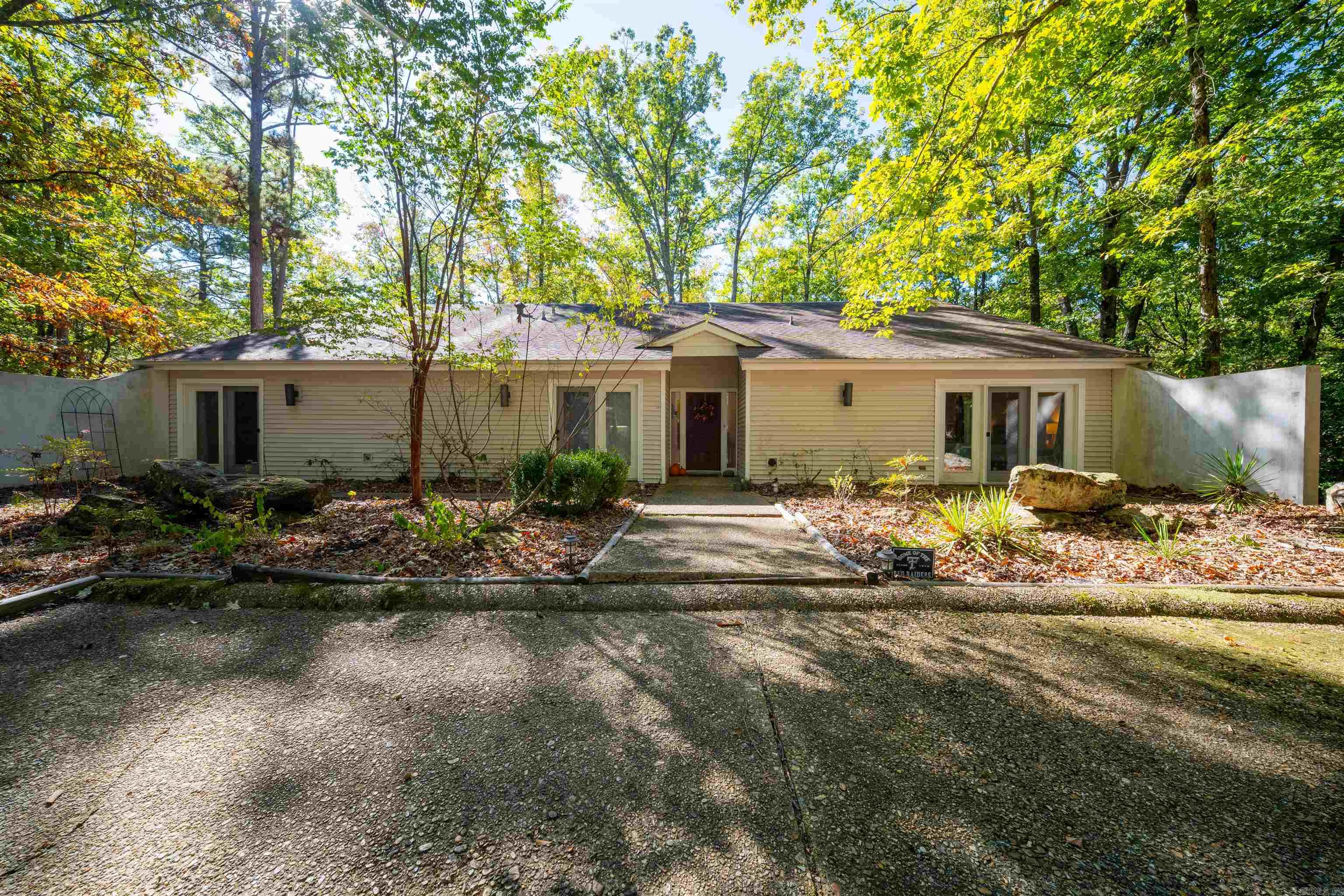 1340 Rocky Cliff Road Property Photo 4