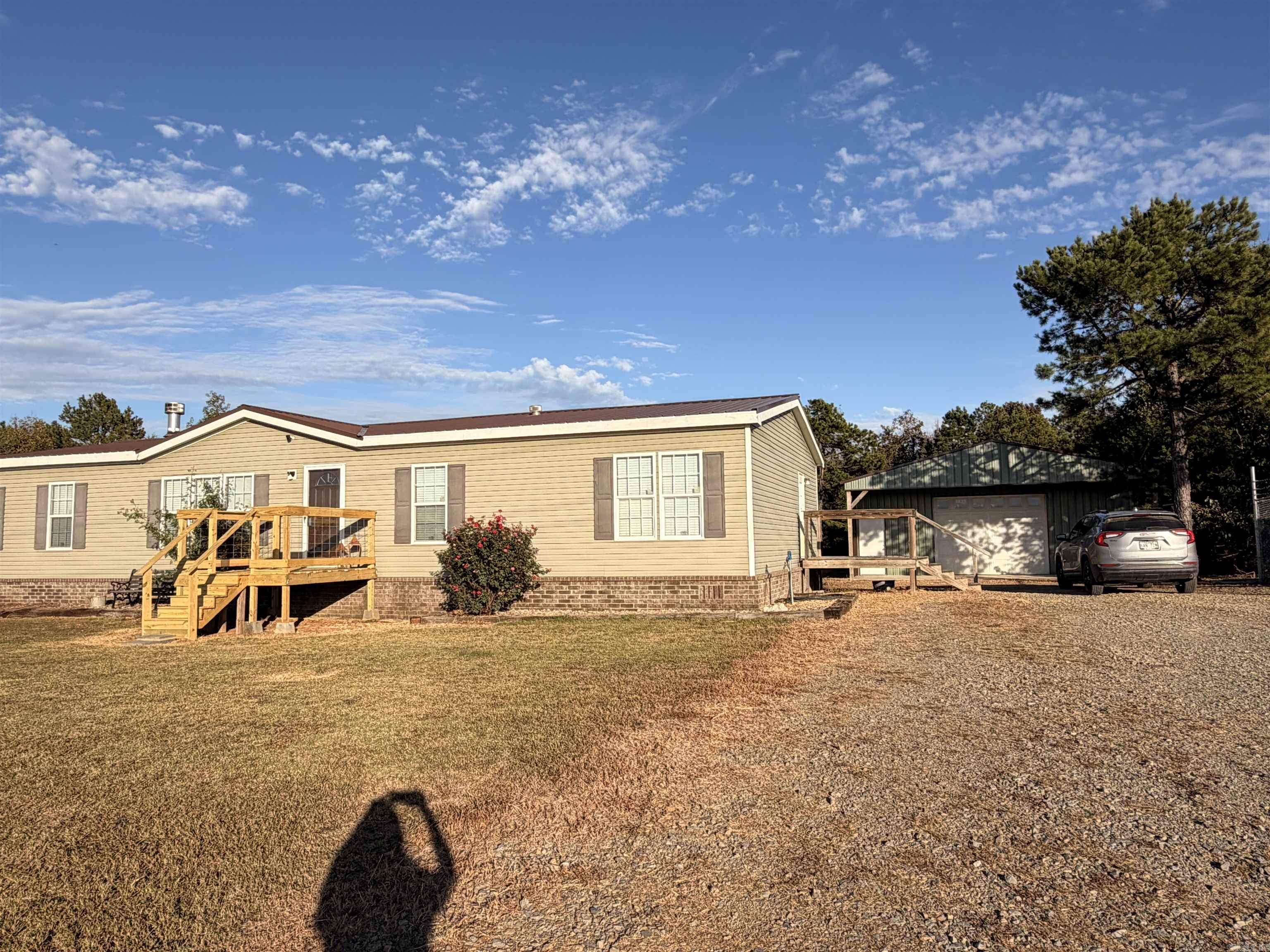 436 Hill Loop Property Photo 3