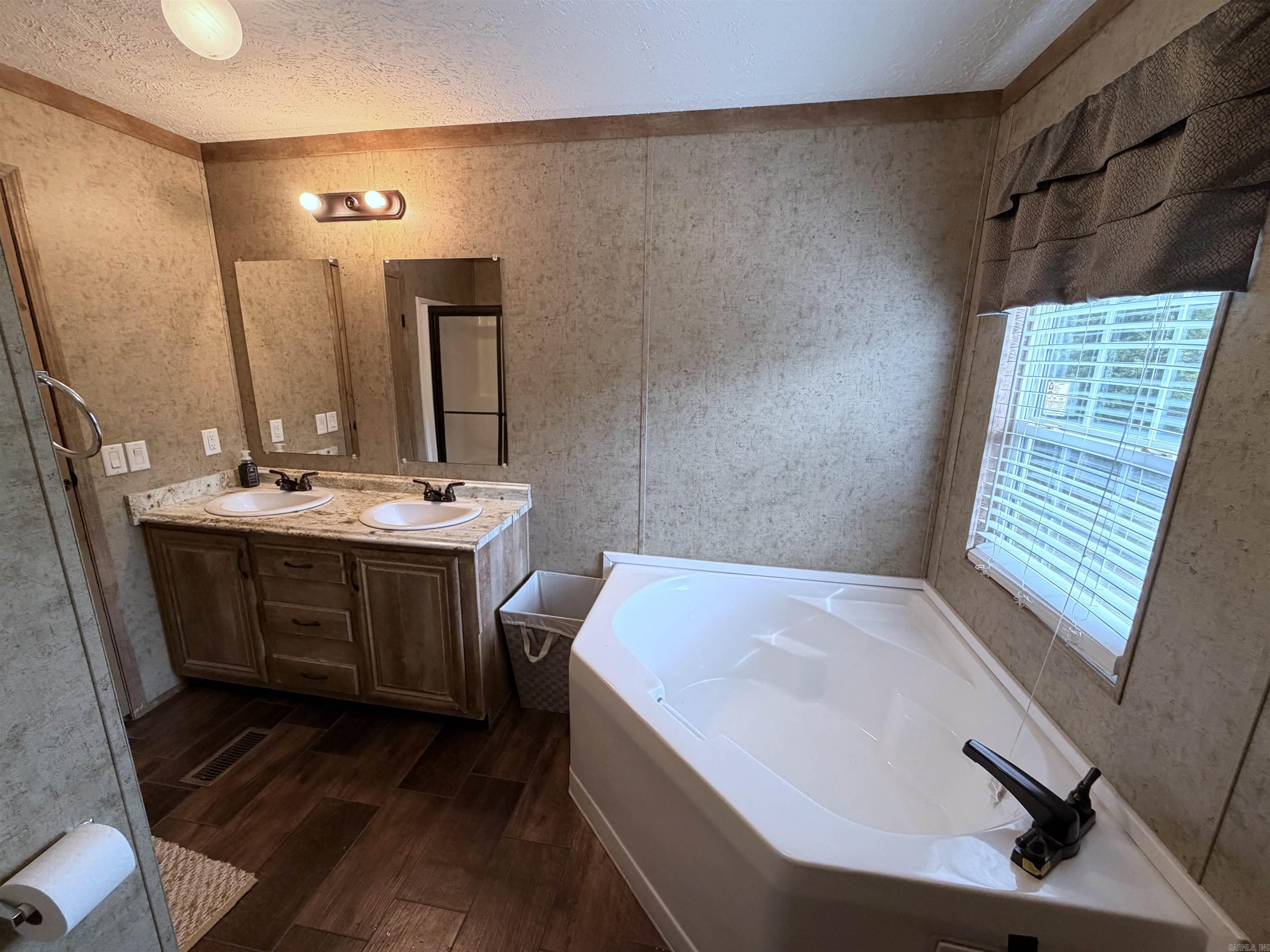 436 Hill Loop Property Photo 31