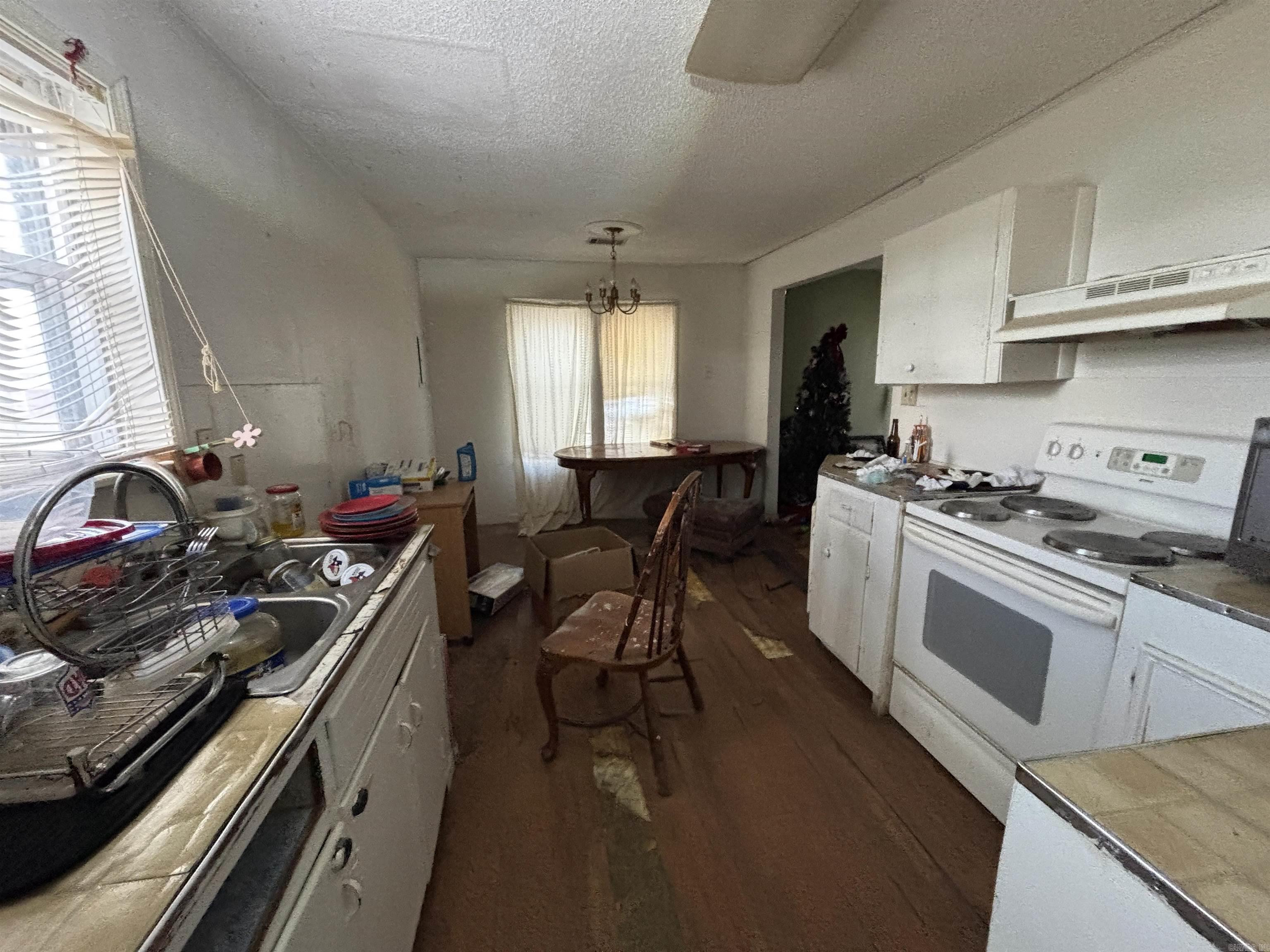 417 Fairfield Rd Property Photo 6