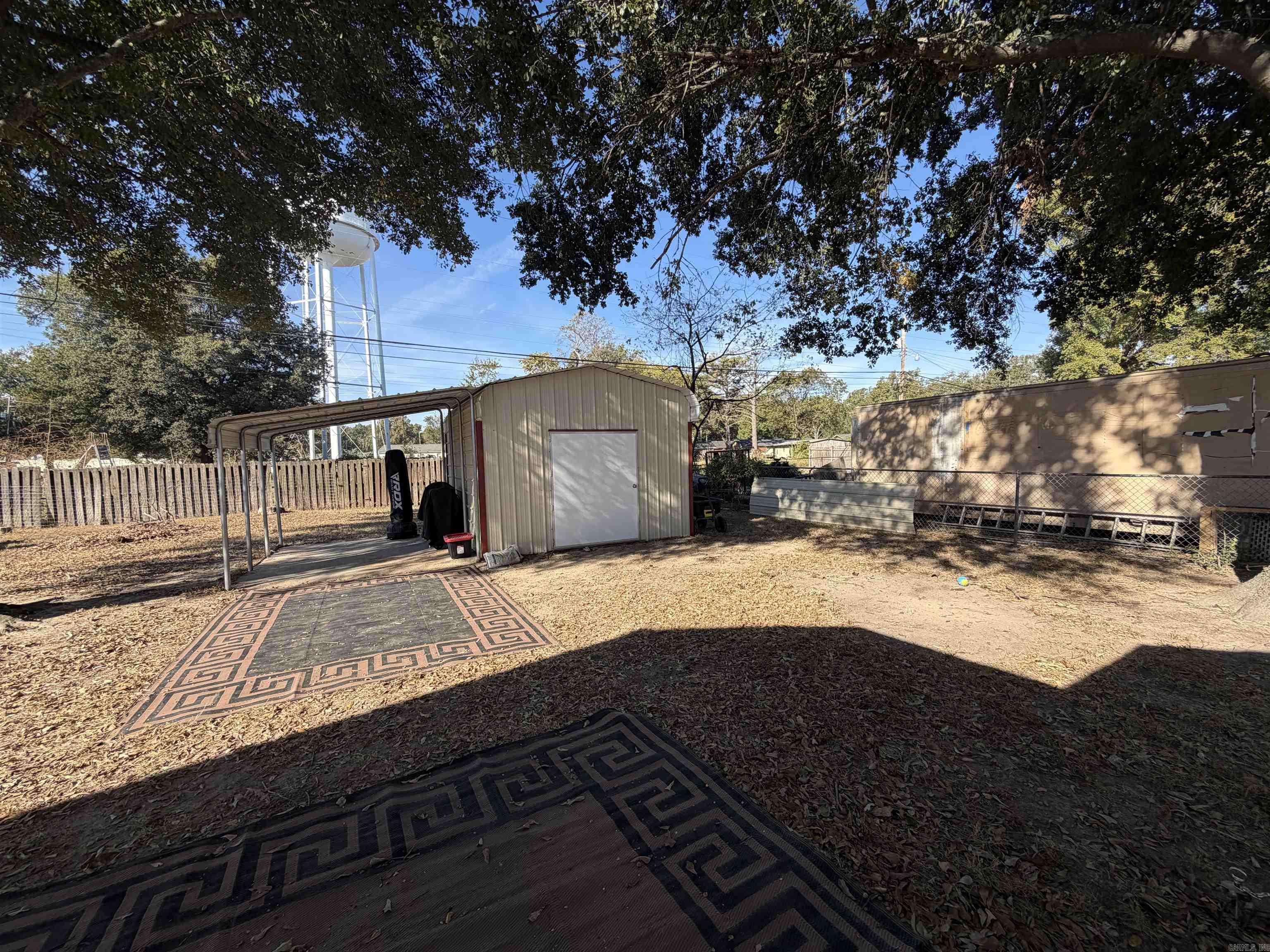 212 S Adcock Property Photo 5