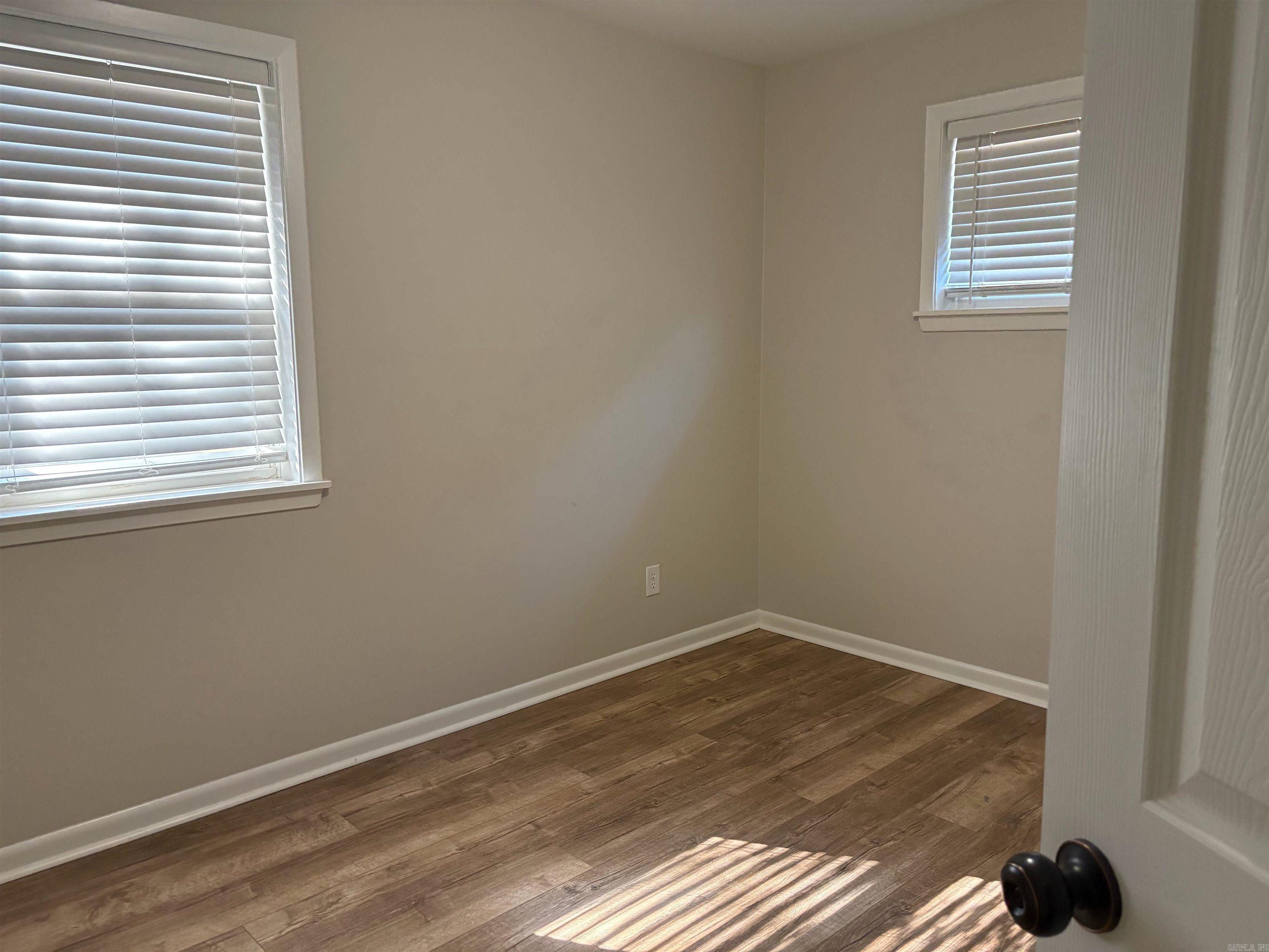 212 S Adcock Property Photo 18
