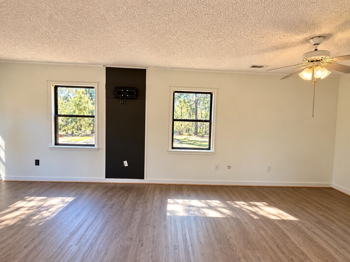 1525 S Harris Road Property Photo 14