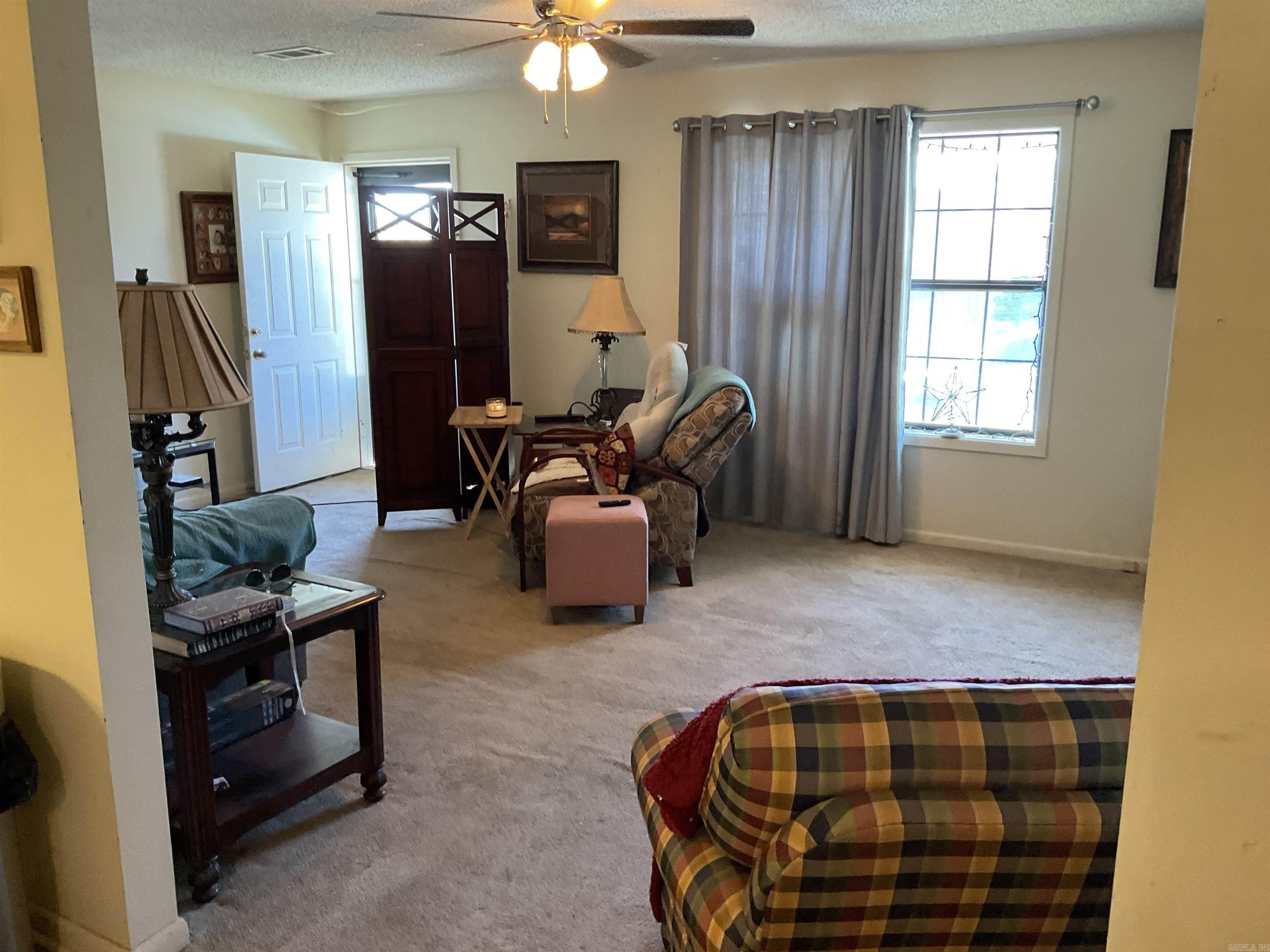 349 Hall Street Property Photo 5