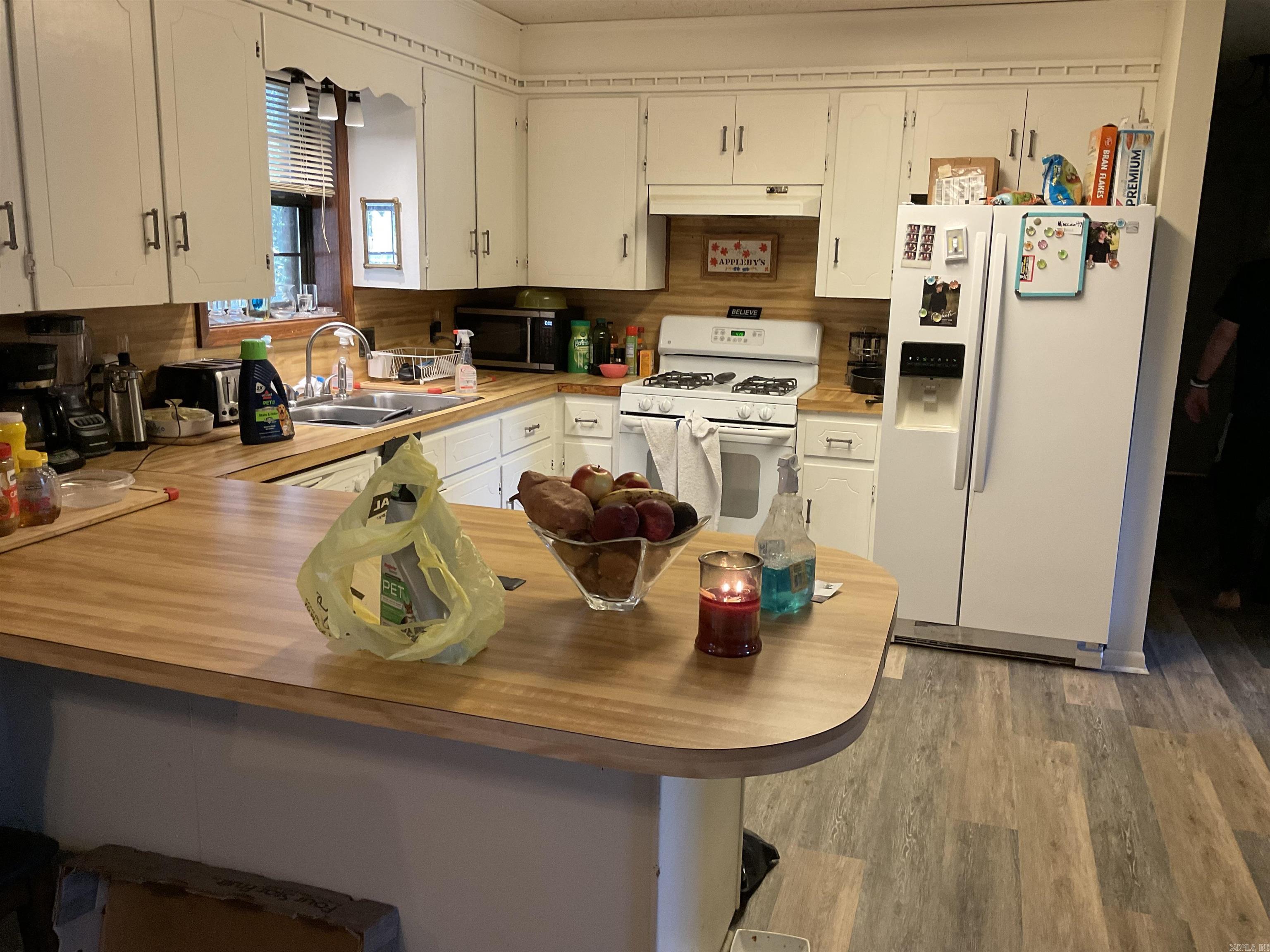 349 Hall Street Property Photo 8