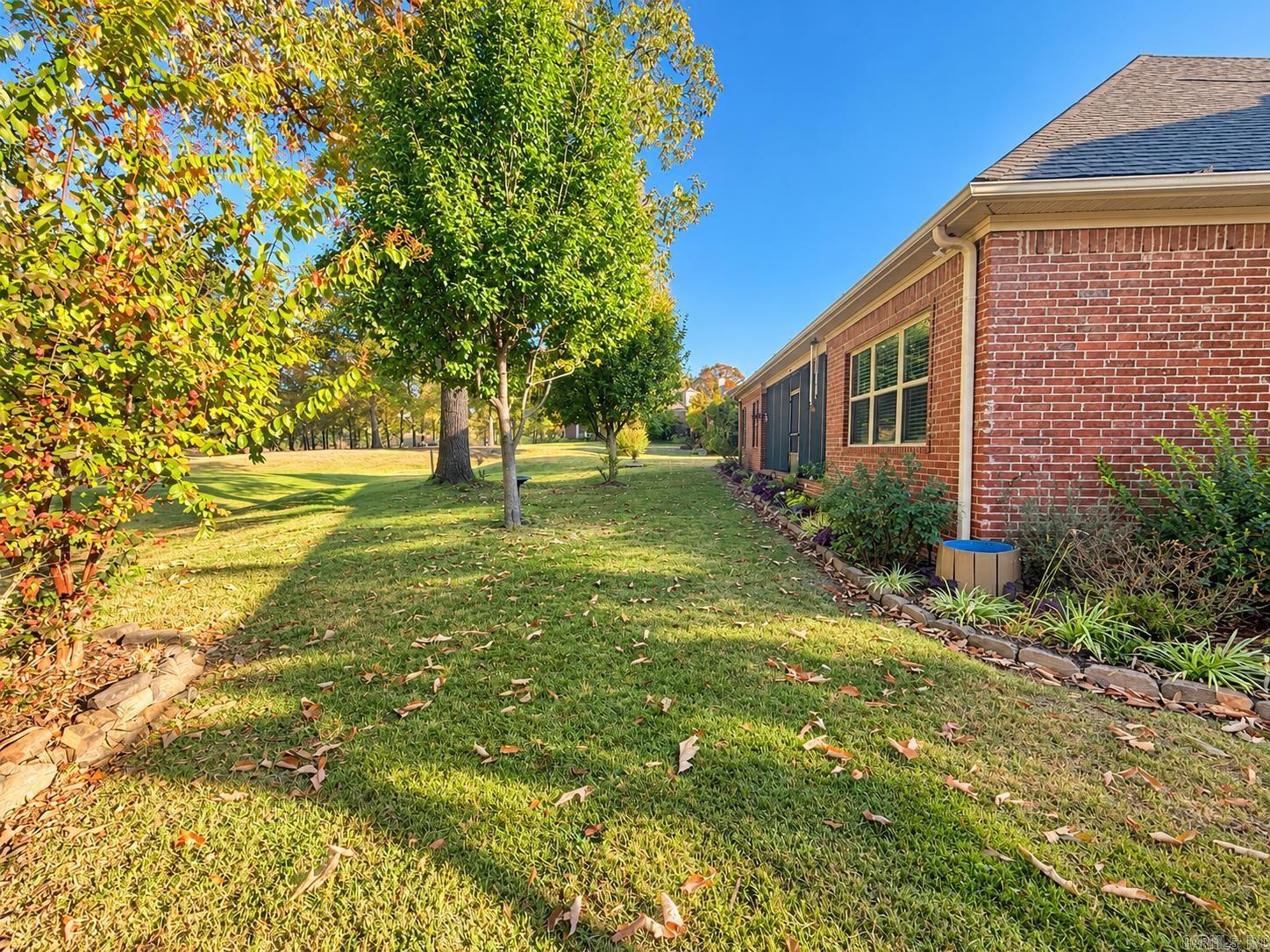 307 Cobblestone Drive Property Photo 6