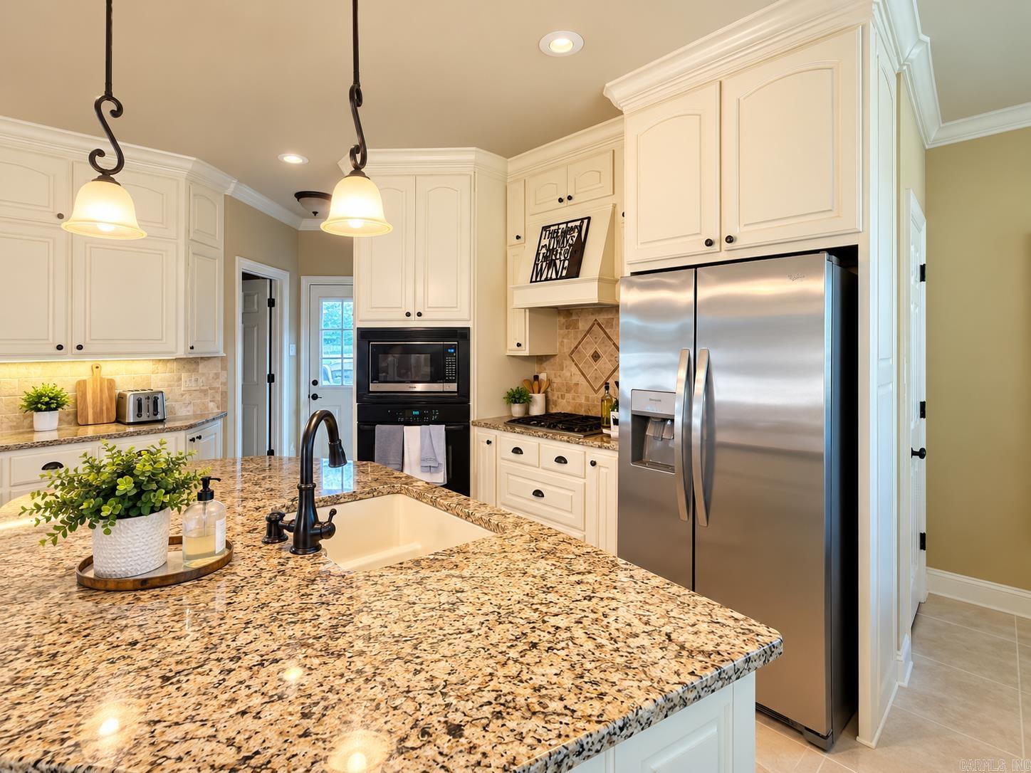 307 Cobblestone Drive Property Photo 39