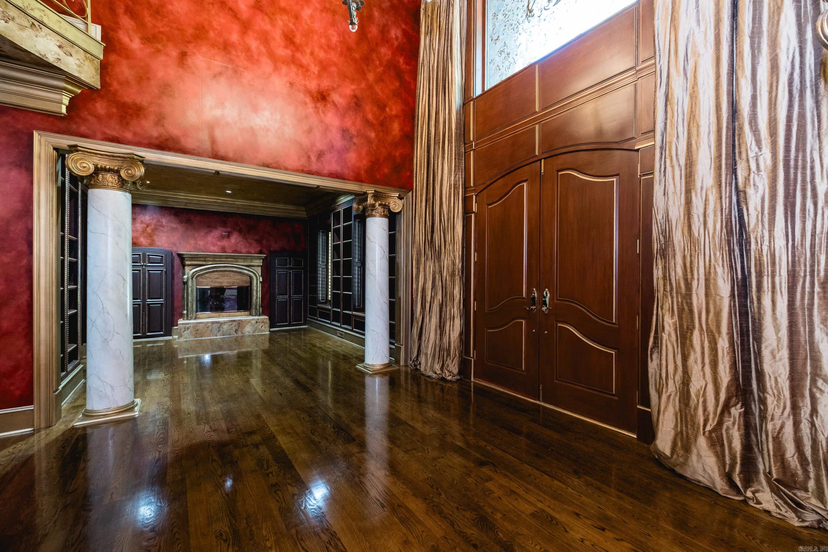 1 Lacelle Court Property Photo 6