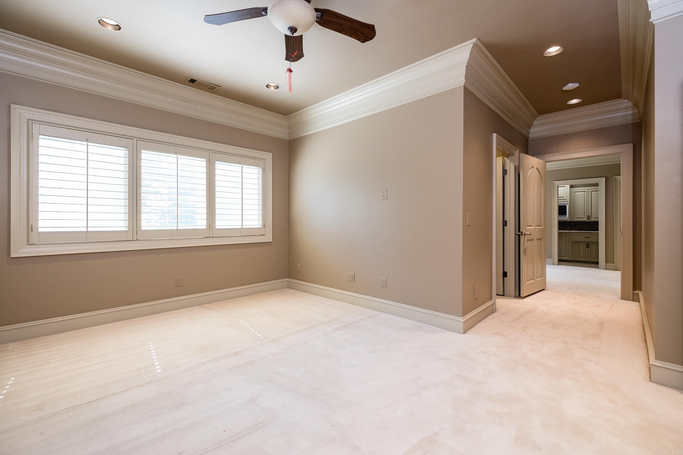 1 Lacelle Court Property Photo 40