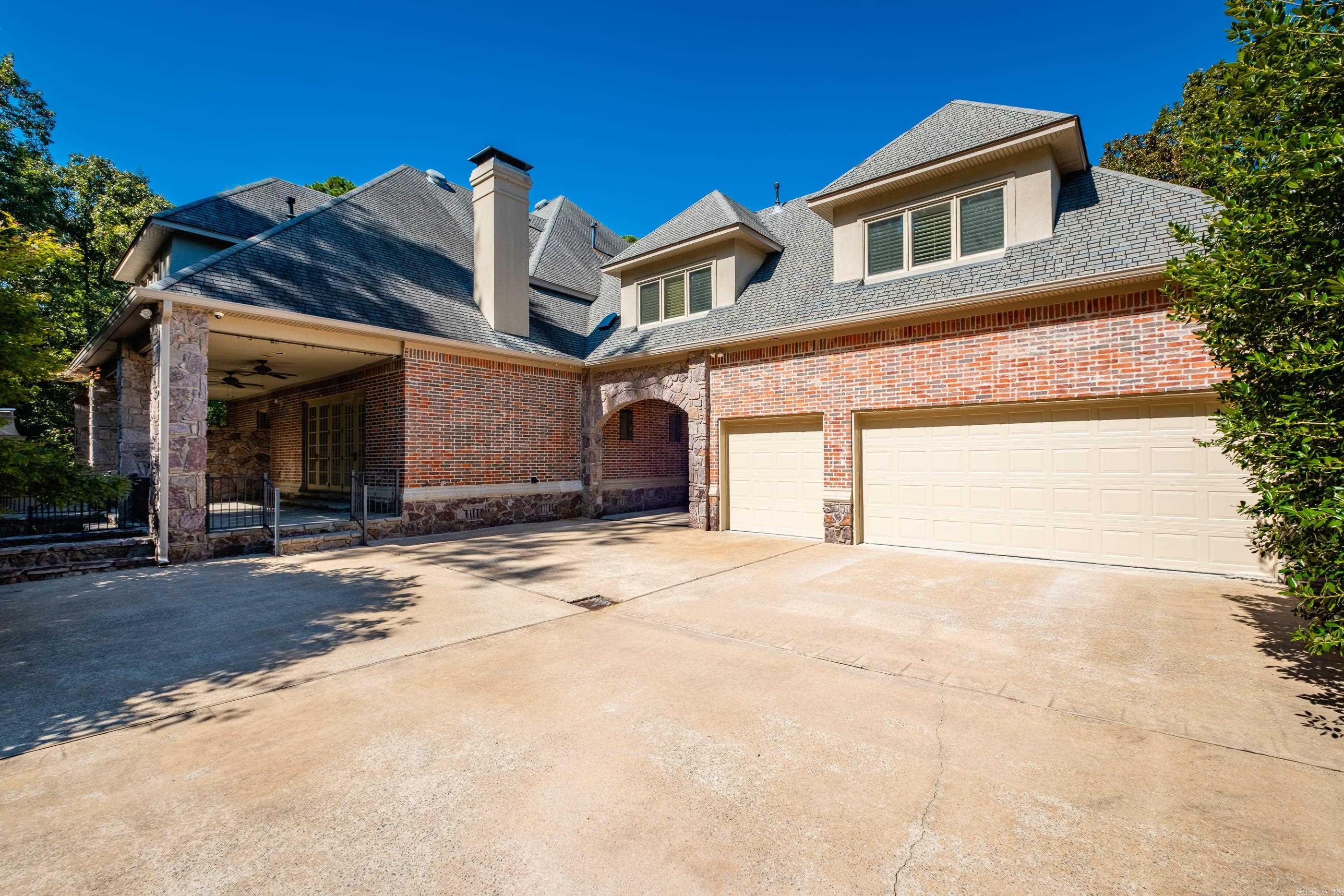 1 Lacelle Court Property Photo 44