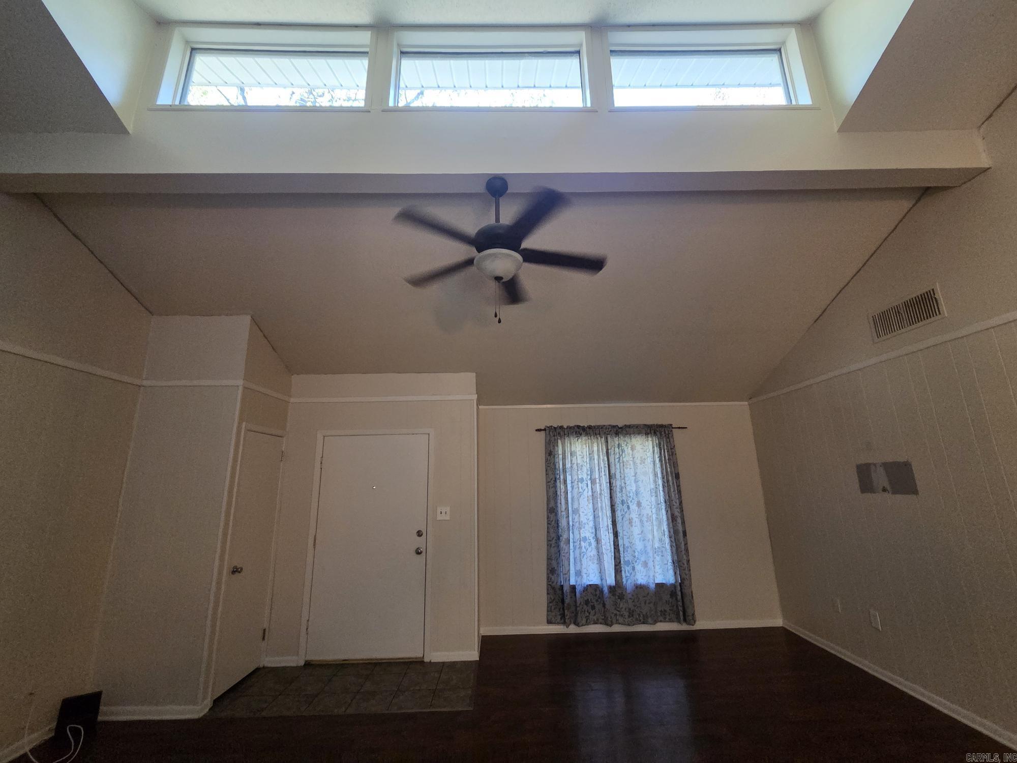 106 Woodland Drive Property Photo 5