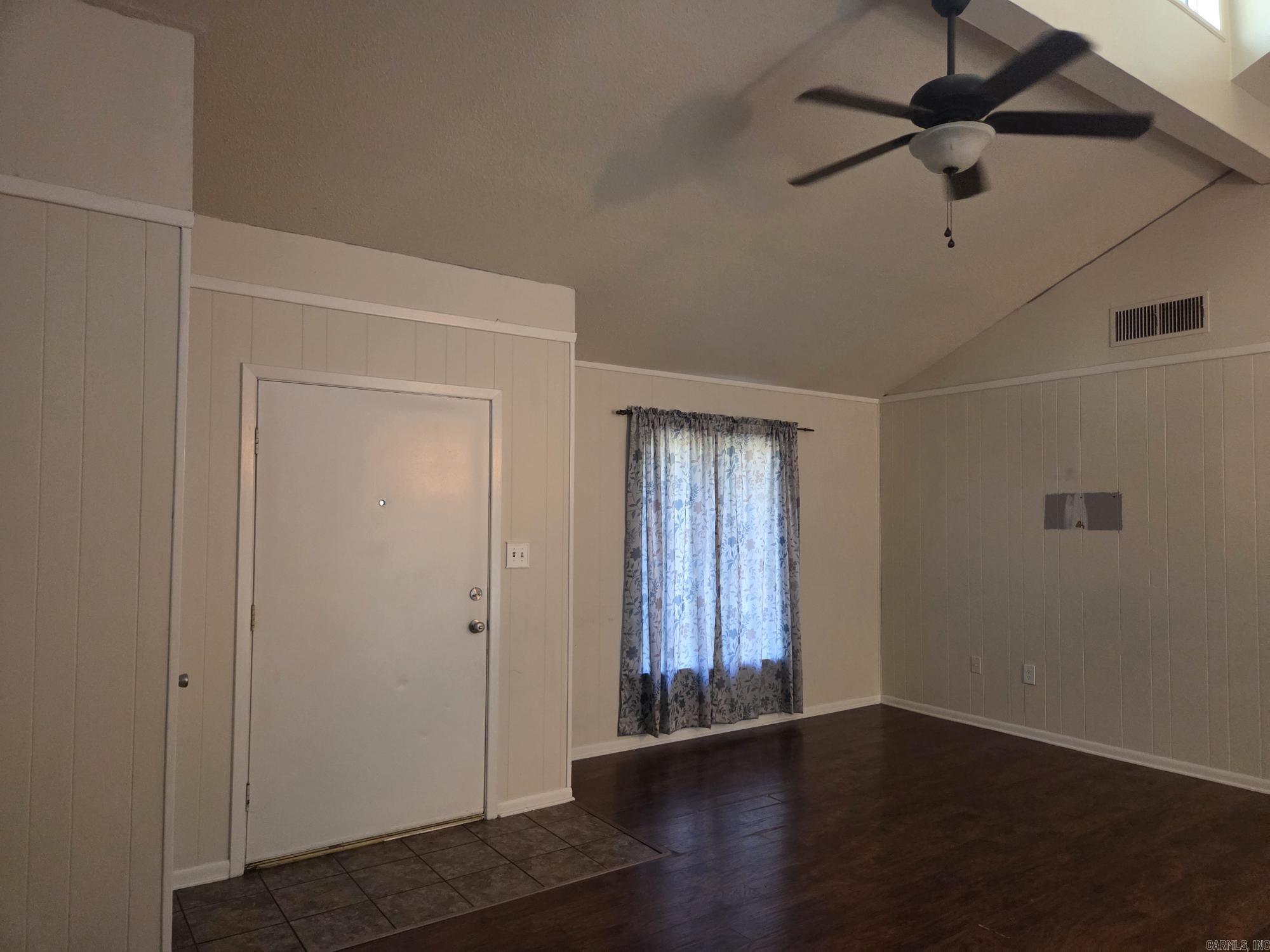 106 Woodland Drive Property Photo 7