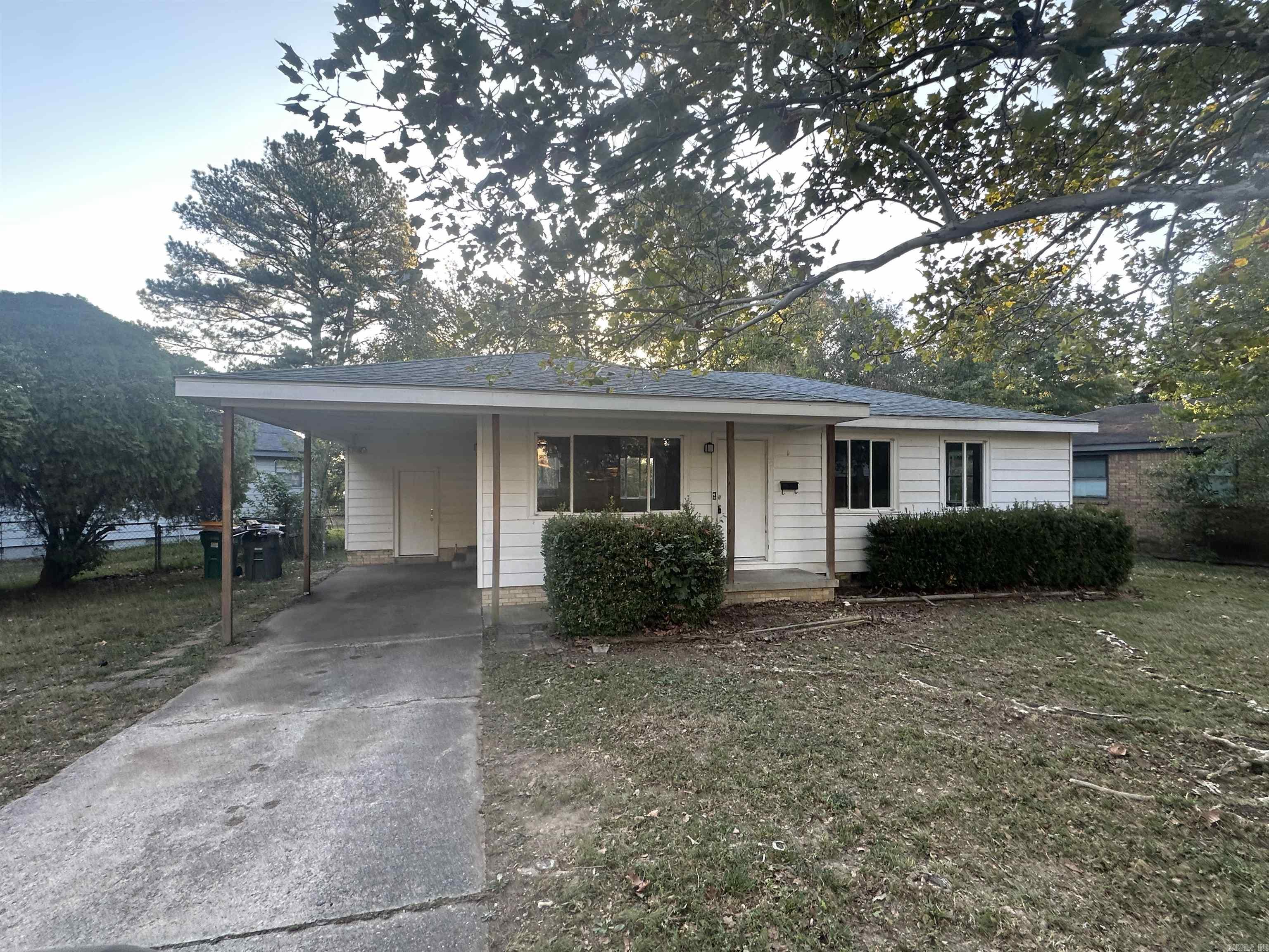 27 Fairmont Drive Property Photo 1