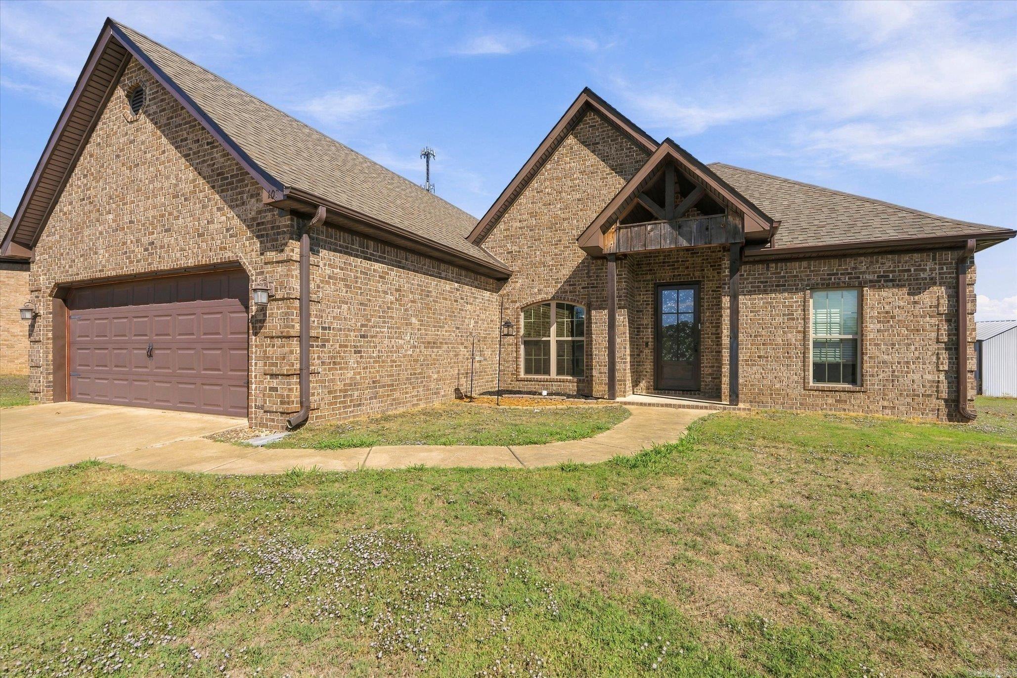 107 Sloan Circle Property Photo 2