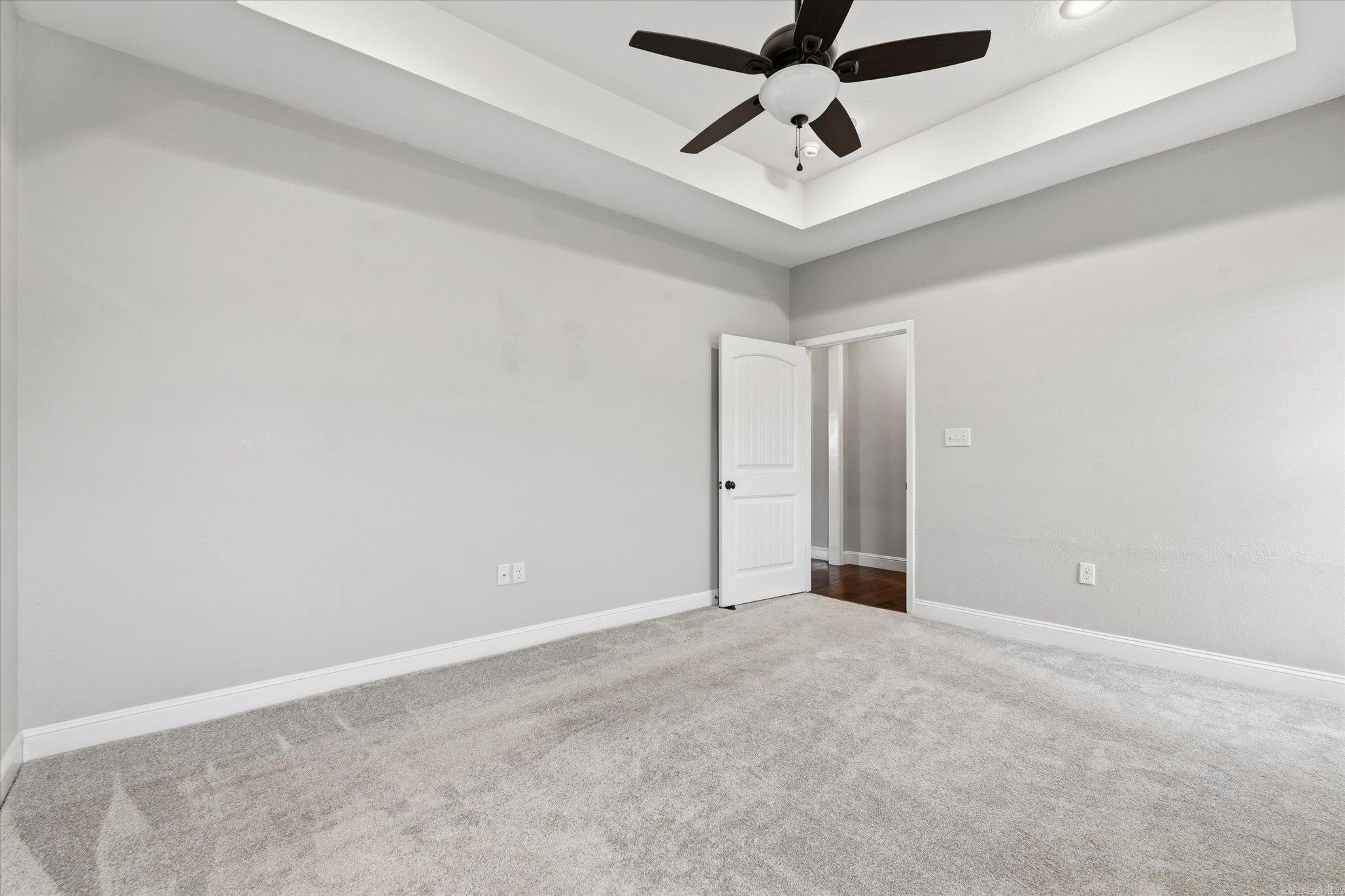 107 Sloan Circle Property Photo 6