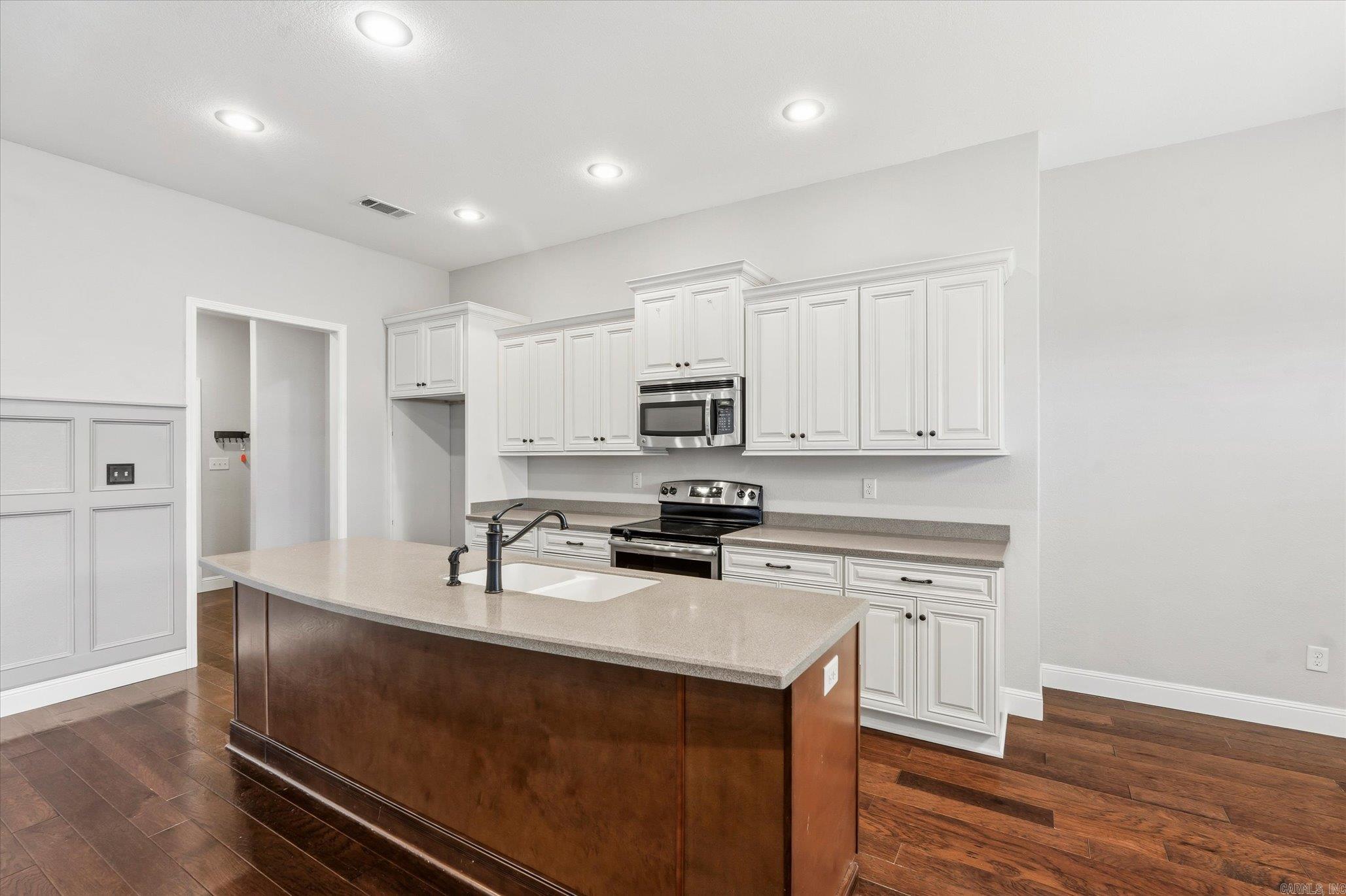 107 Sloan Circle Property Photo 16