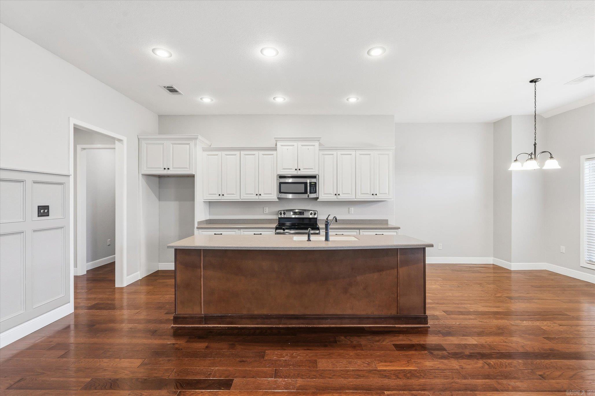 107 Sloan Circle Property Photo 18