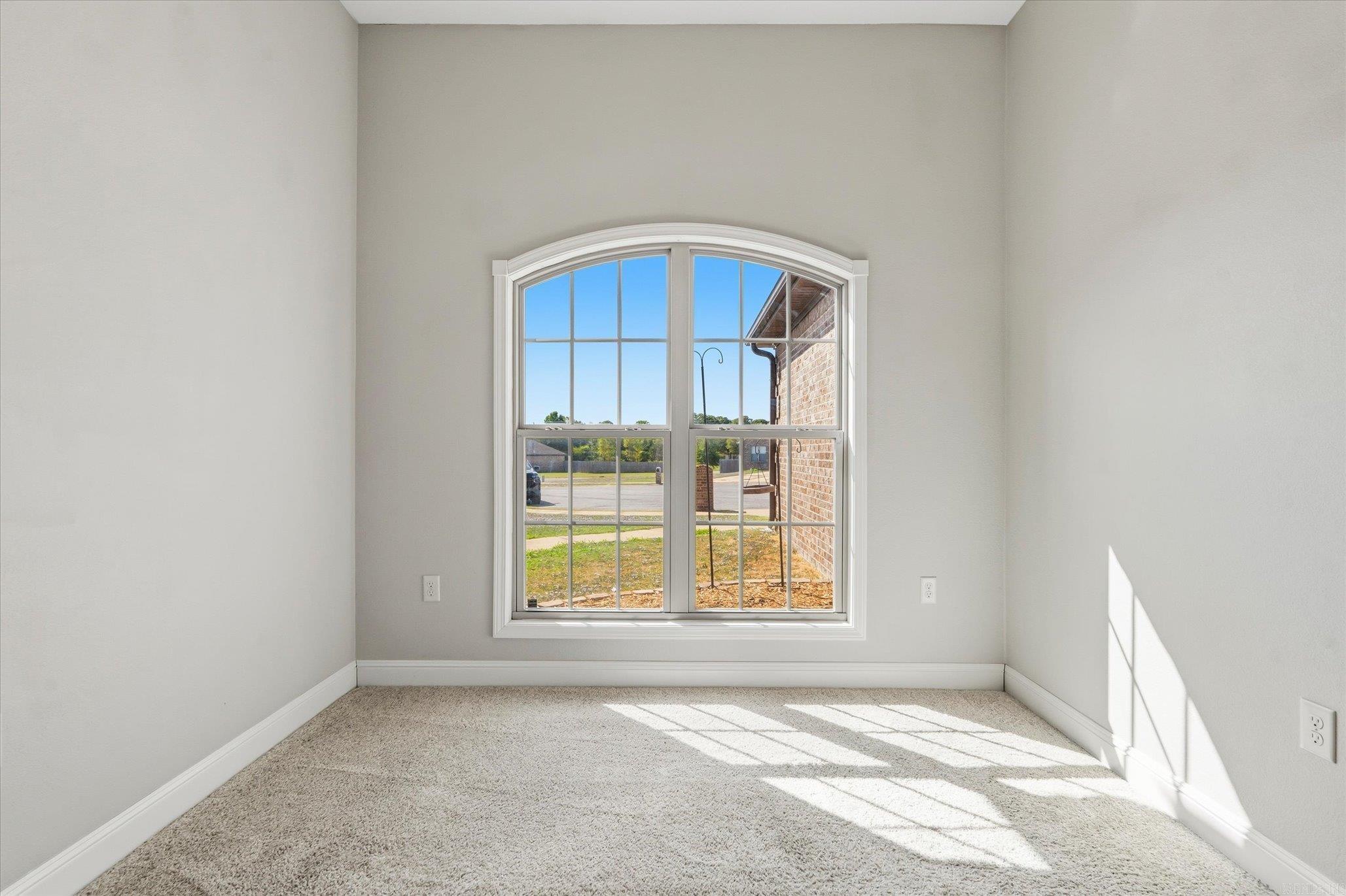 107 Sloan Circle Property Photo 32