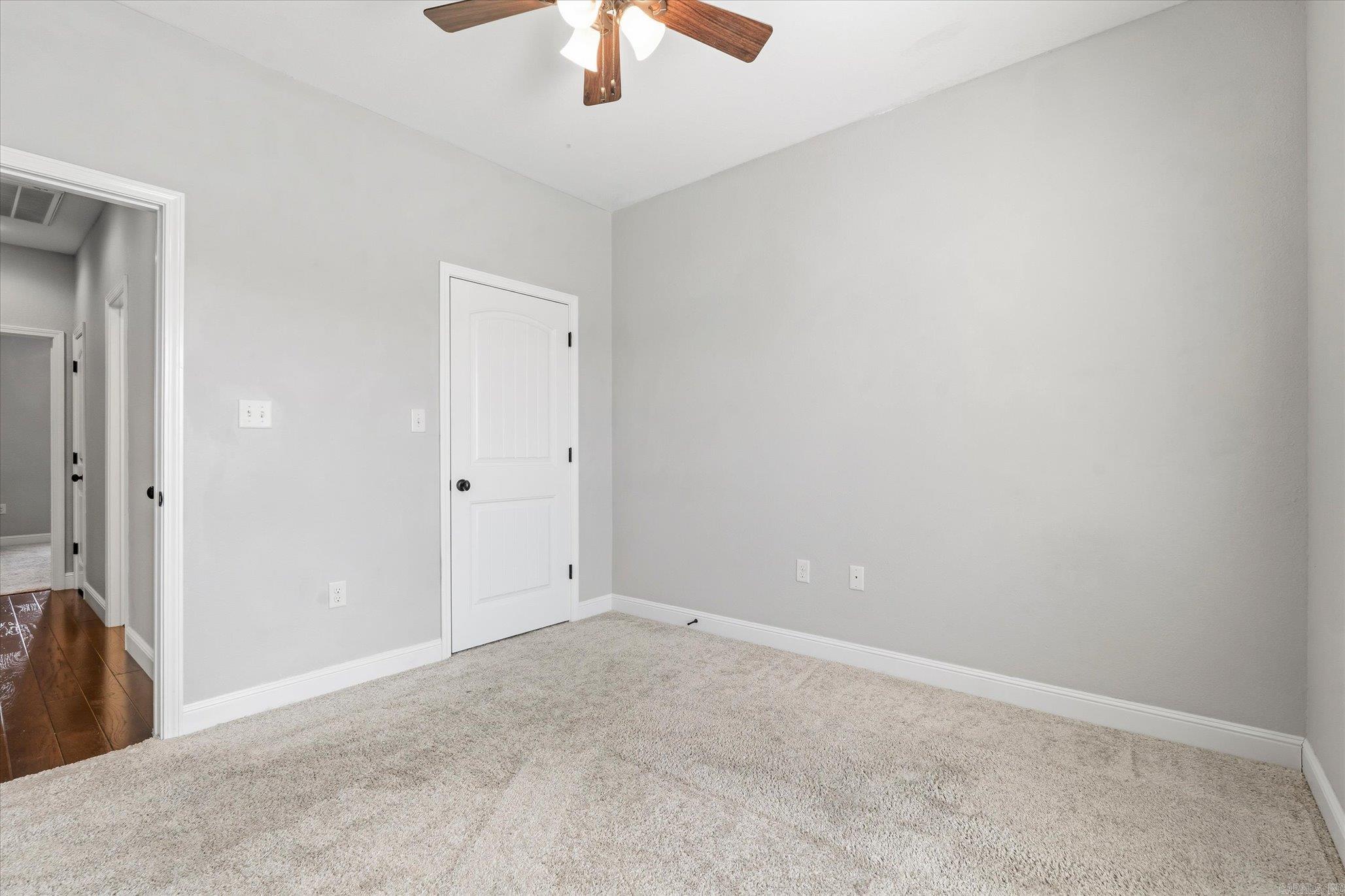 107 Sloan Circle Property Photo 35