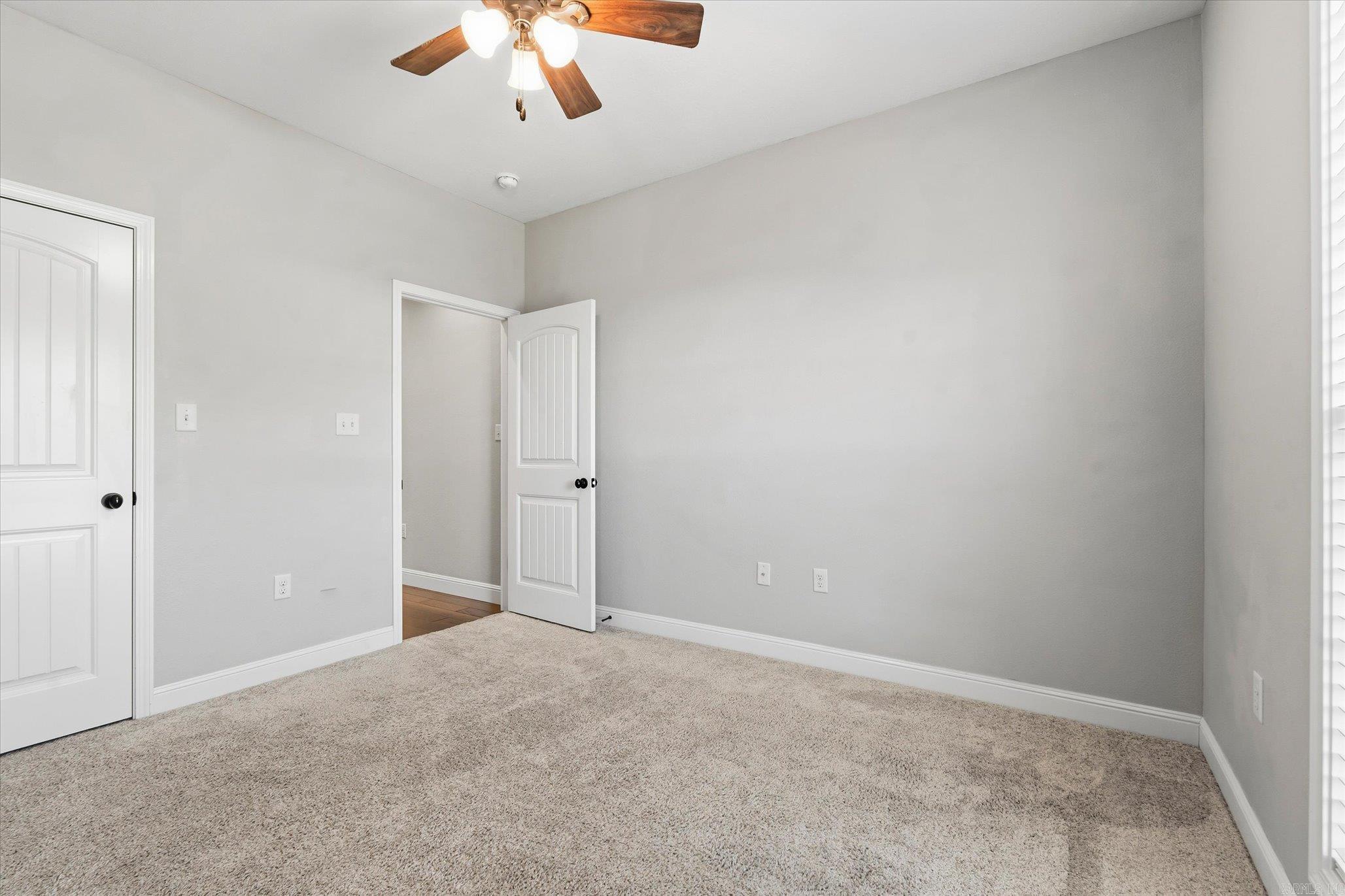 107 Sloan Circle Property Photo 37