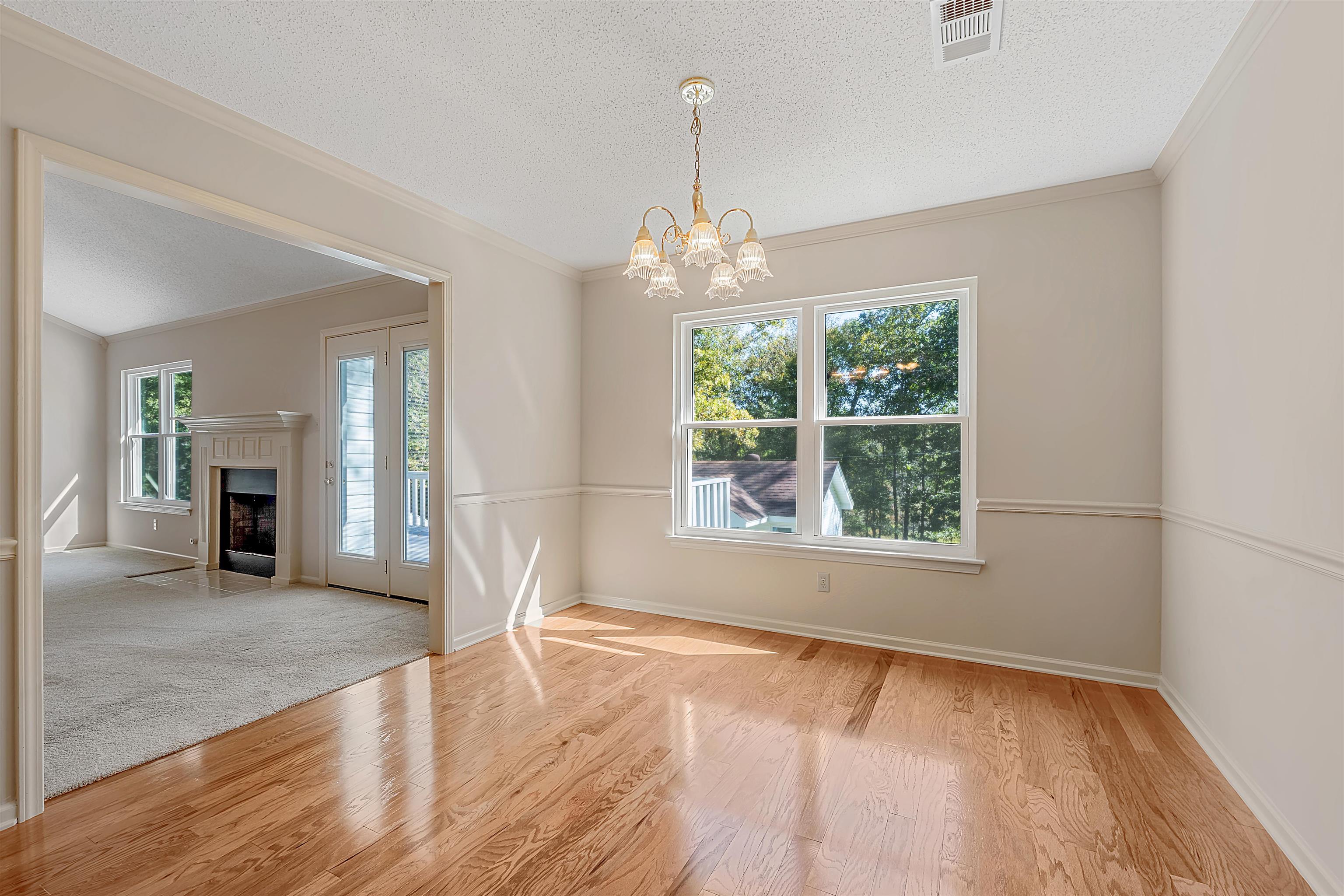 9 Oneida St Property Photo 9