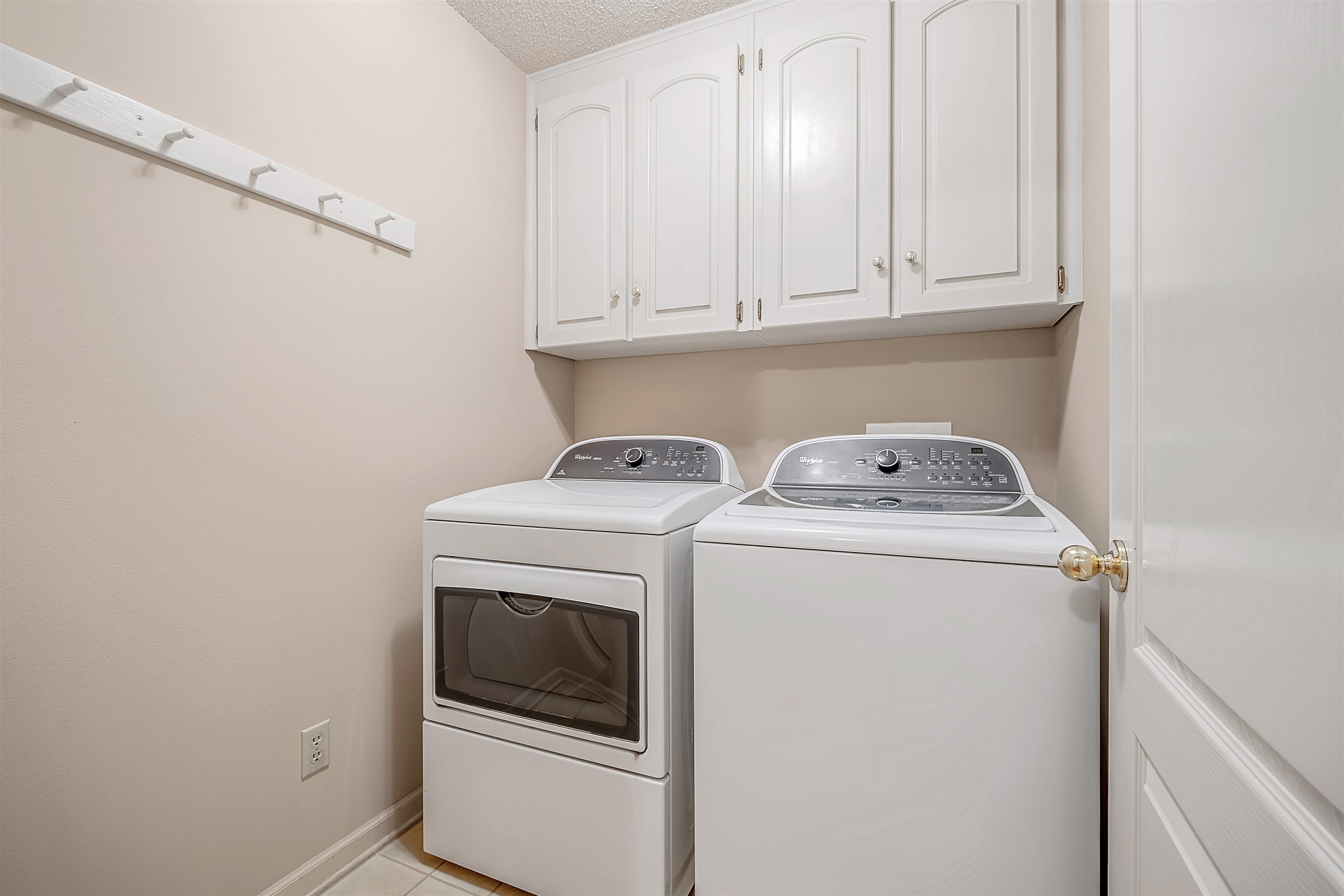 9 Oneida St Property Photo 31