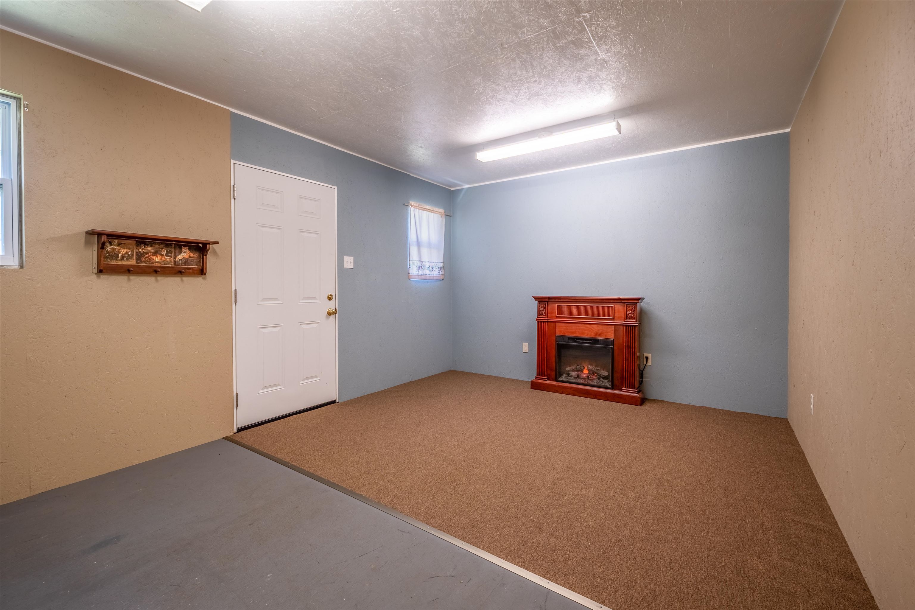 9 Oneida St Property Photo 36