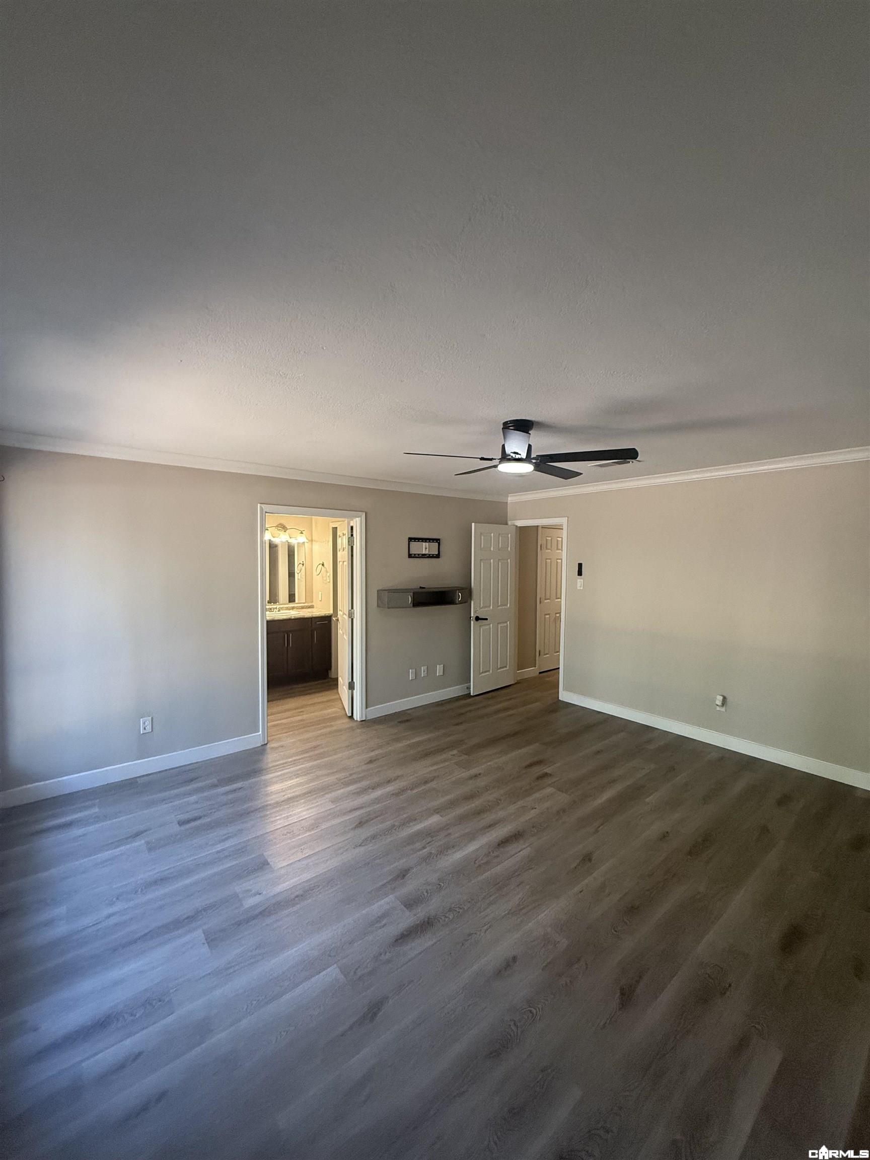 10001 Warren Drive Property Photo 11